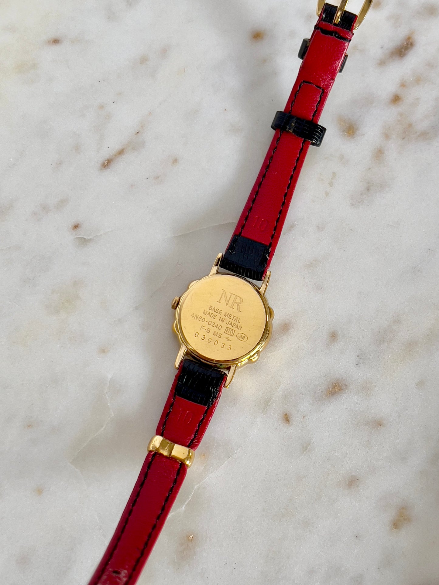 Nina Ricci x Seiko Ladies Vintage Watch – Gold Case, Crystal Accents, Black Leather Strap
