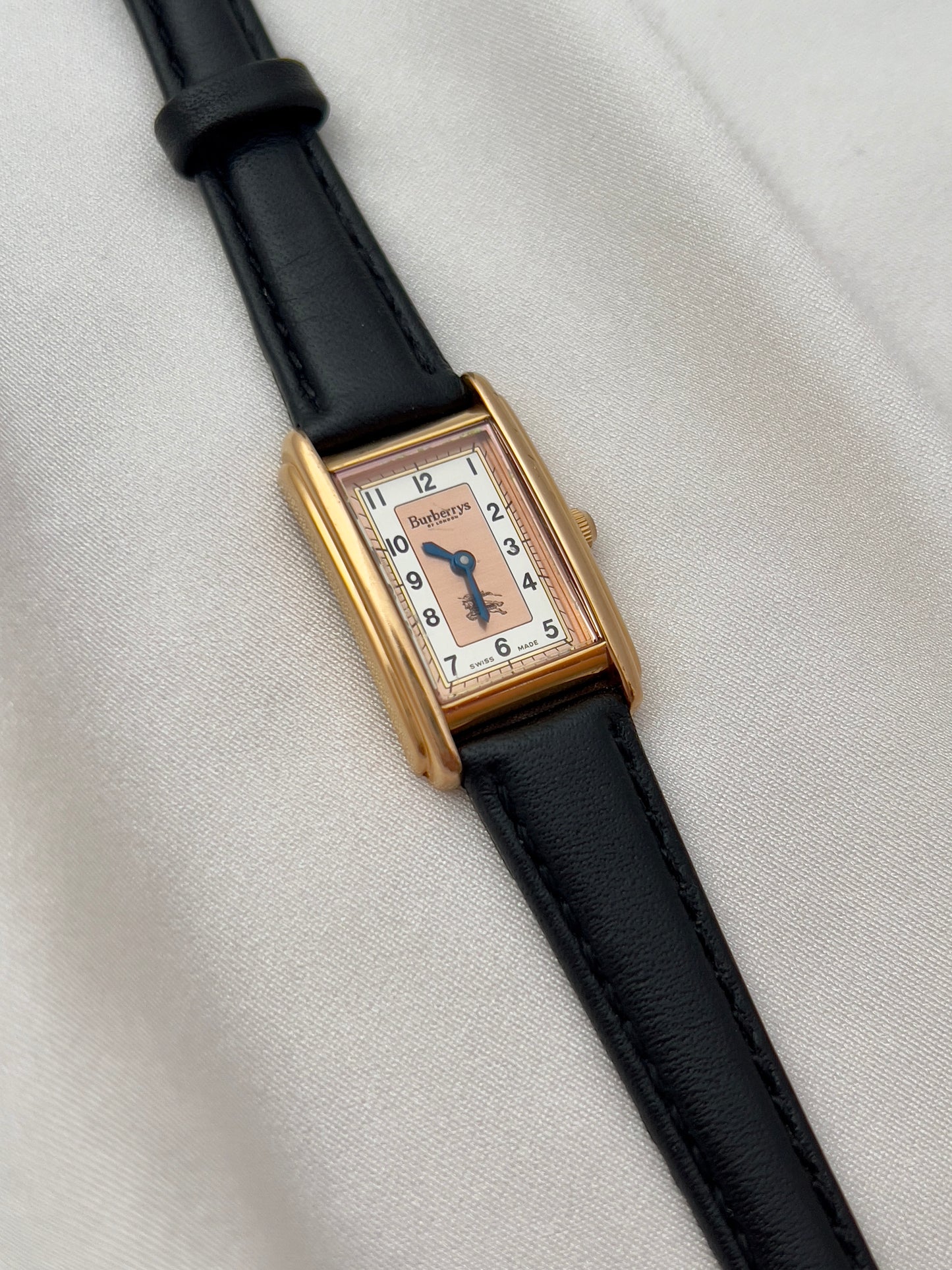 Burberrys Ladies Tank Watch – Blued Hands & Salmon-White Dial