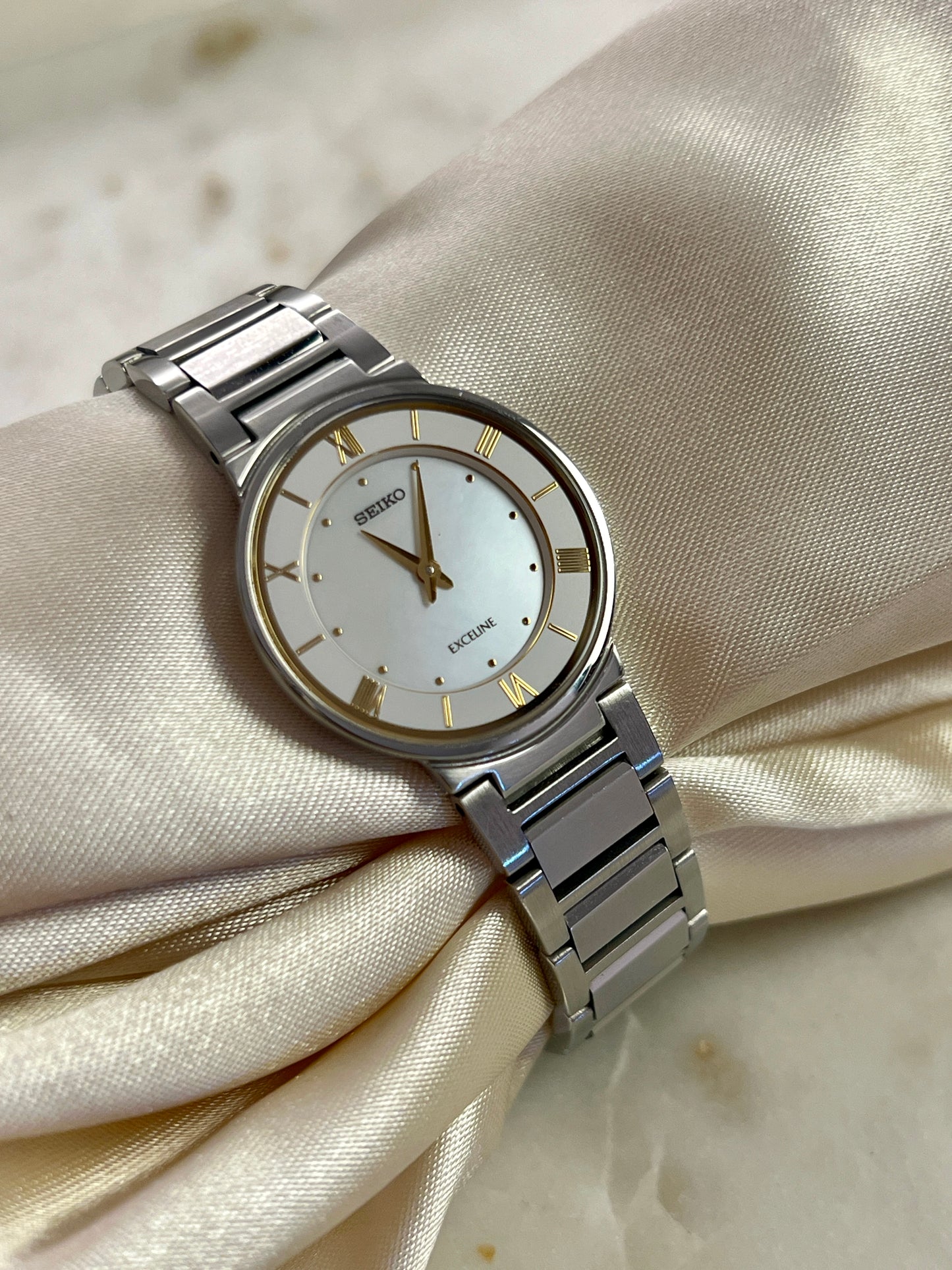 Seiko Mother of Pearl Dial Woman's Watch