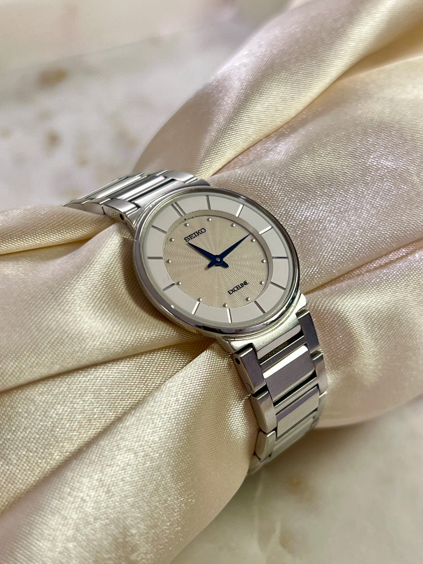 Seiko Guilloche Pattern White Dial Woman's Watch