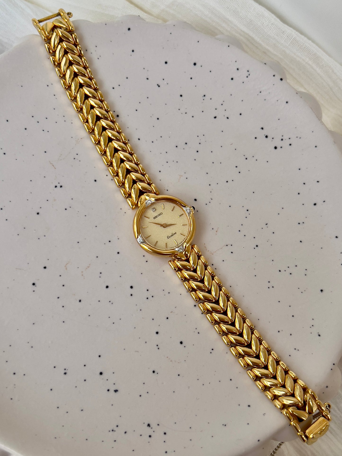 Seiko Exceline Woman's Watch with Diamonds and Dragon Pattern Bracelet