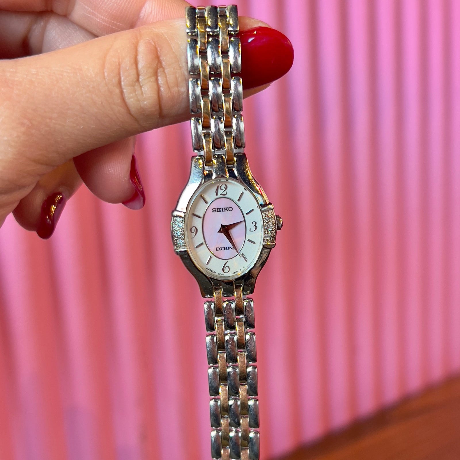Seiko Woman's Watch with Pink Pearl Dial & Diamonds
