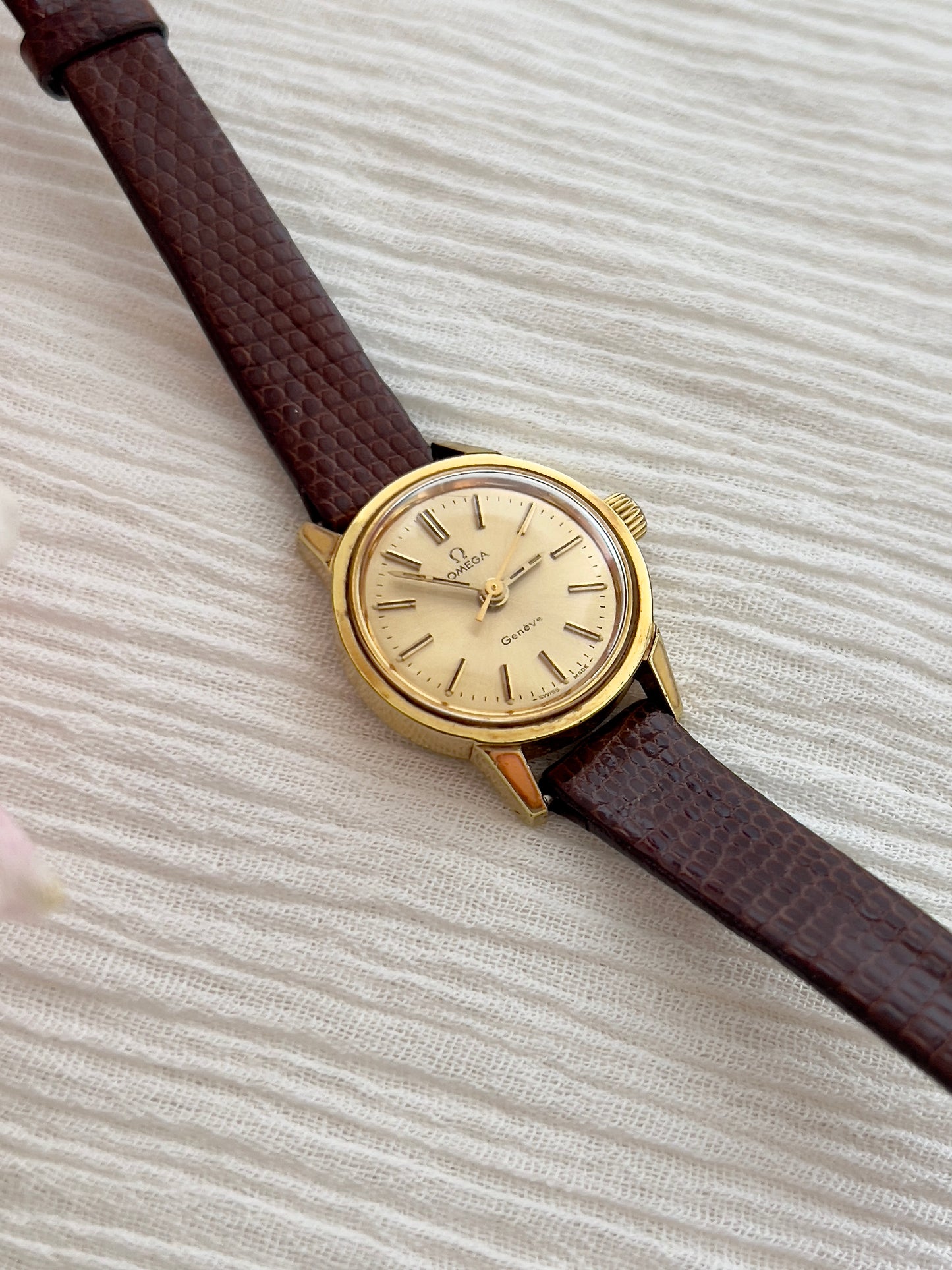 Omega Geneve Automatic Gold Ladies Watch with Champagne Sunburst Dial