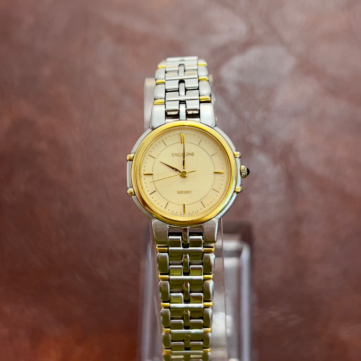 Seiko Exceline Two Toned Watch with Champagne Dust Dial
