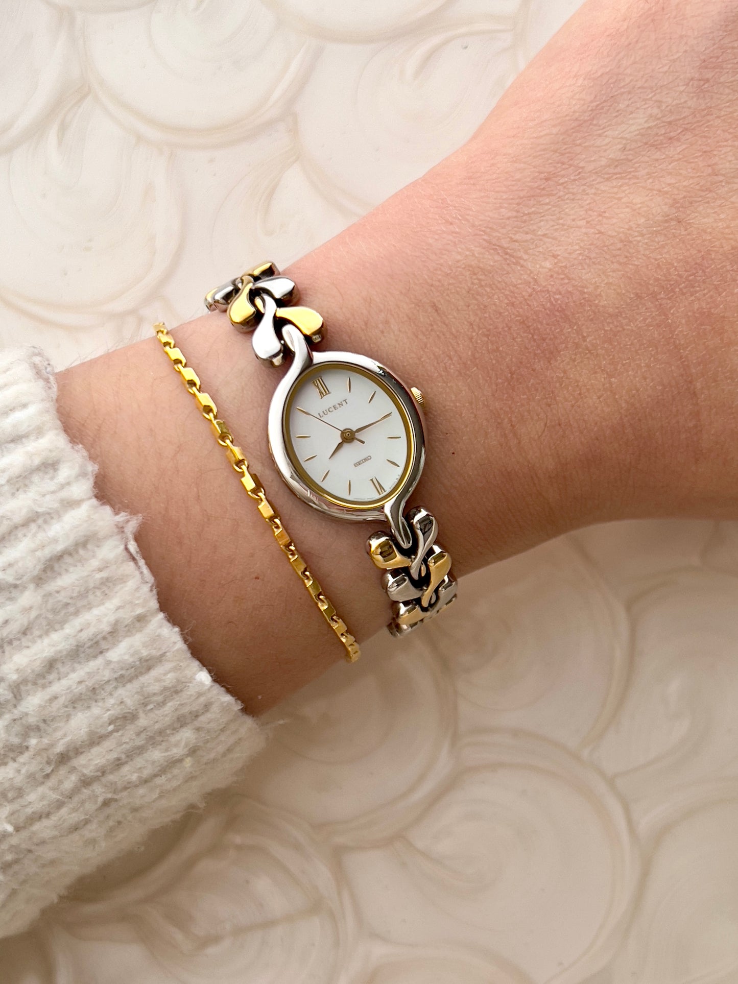 Seiko Lucent Woman's Watch with a Pink Pearlescent Dial
