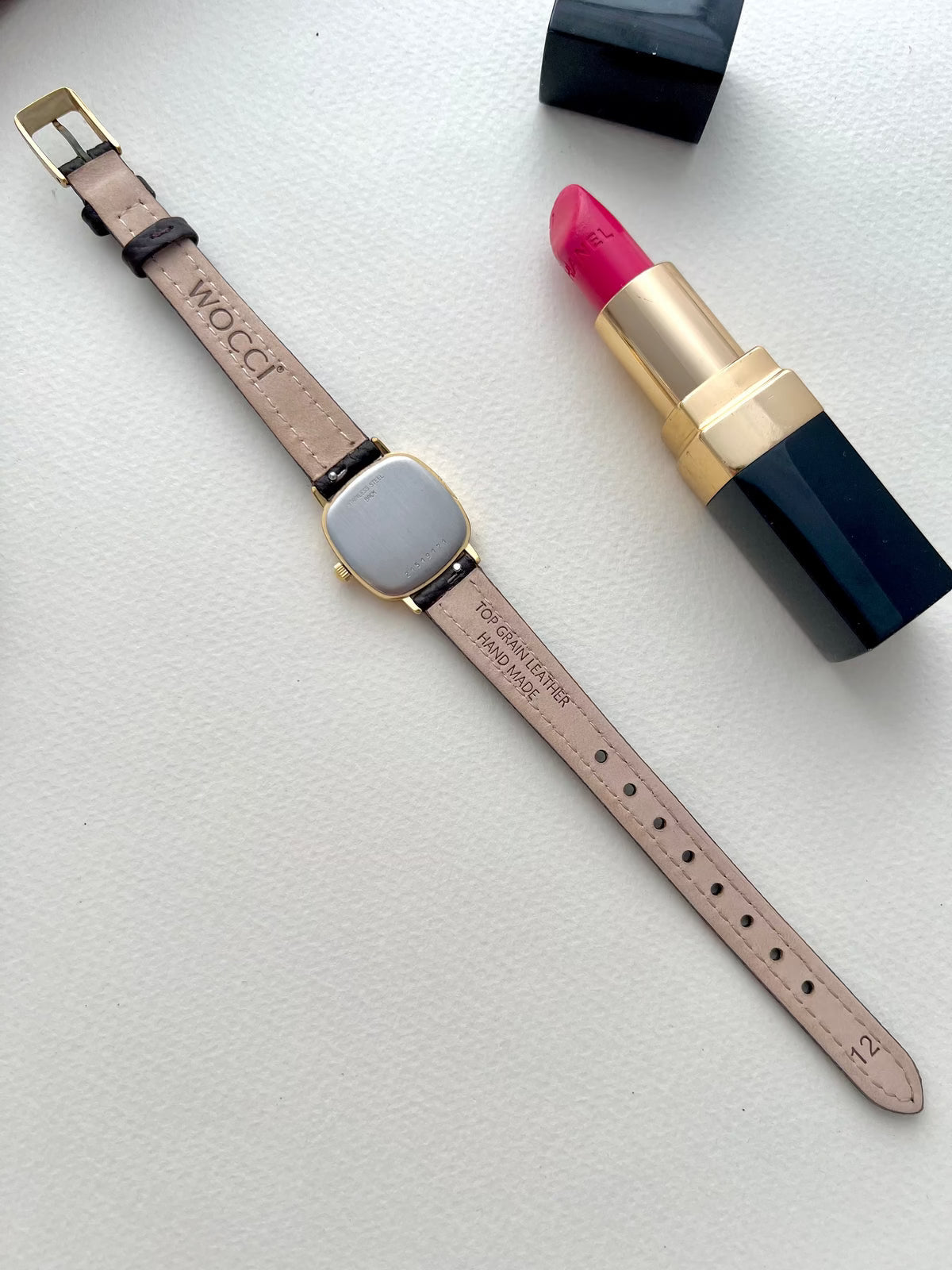 Longines Champagne Dial Gold Cushion Leather watch: caseback and reverse of the strap or bracelet.
