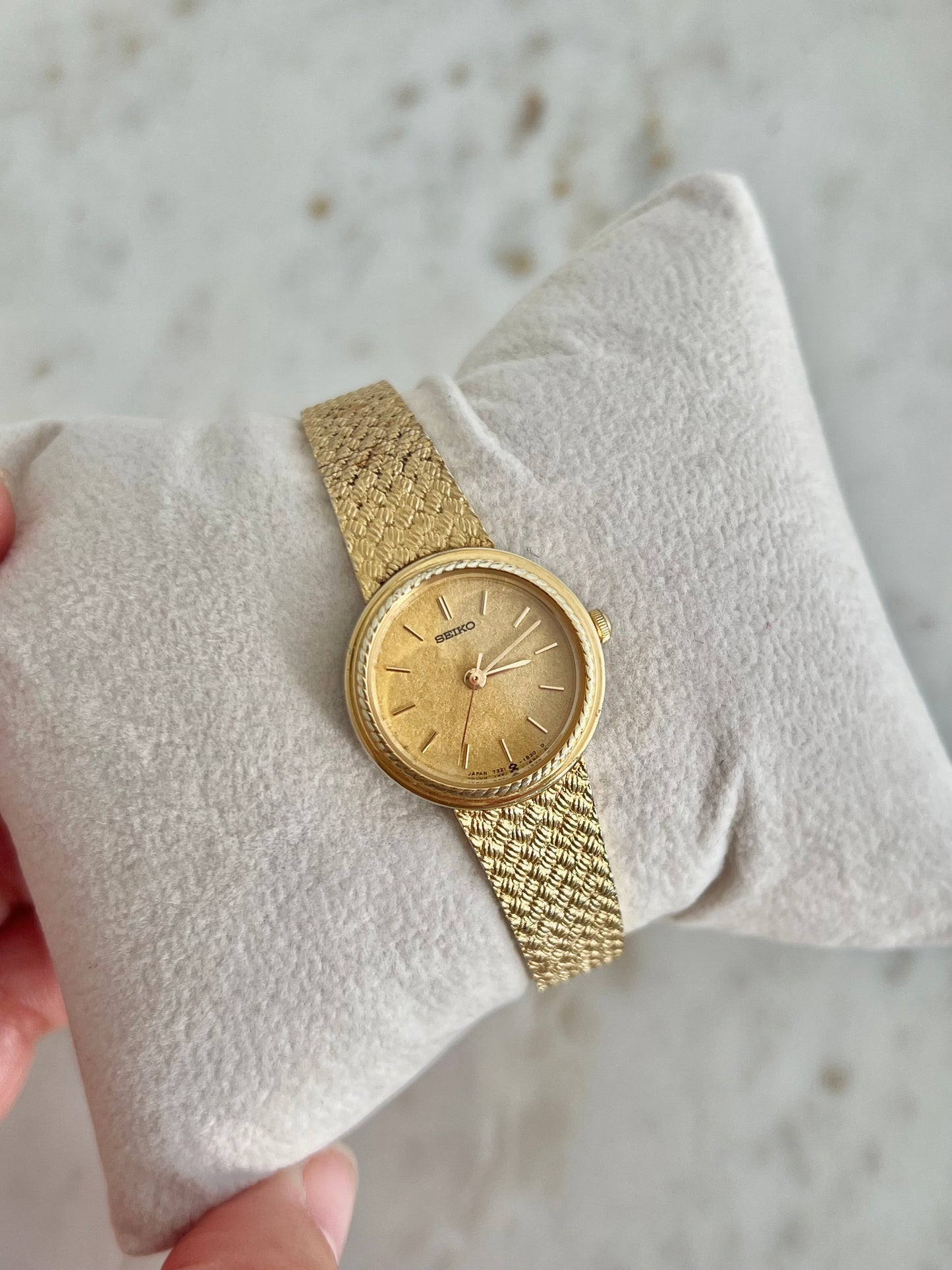 Seiko Gold Rope Bezel Women's Watch with Mesh Bracelet