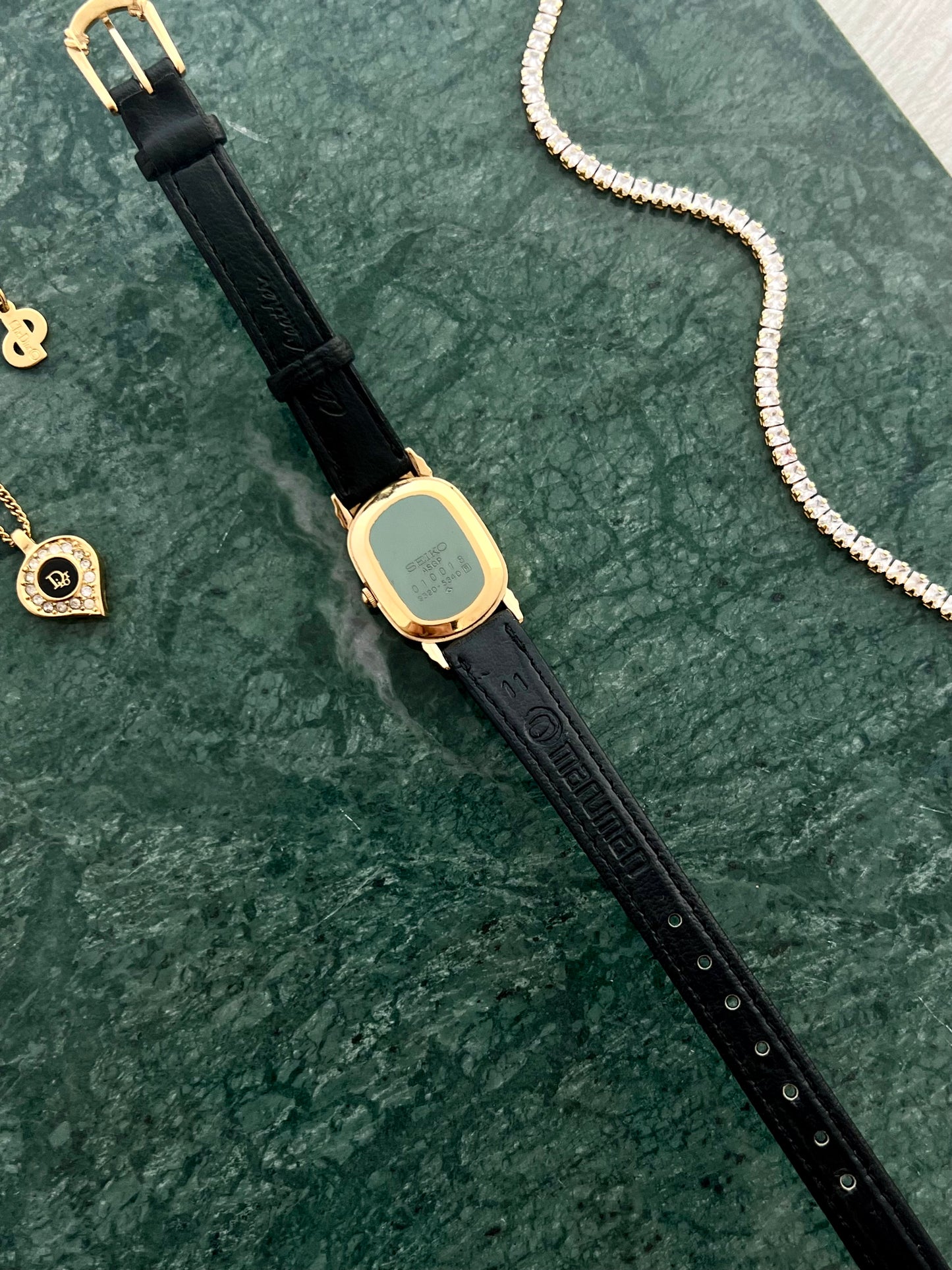 Seiko Gold Tone Oval Watch with Twin Ring Lugs