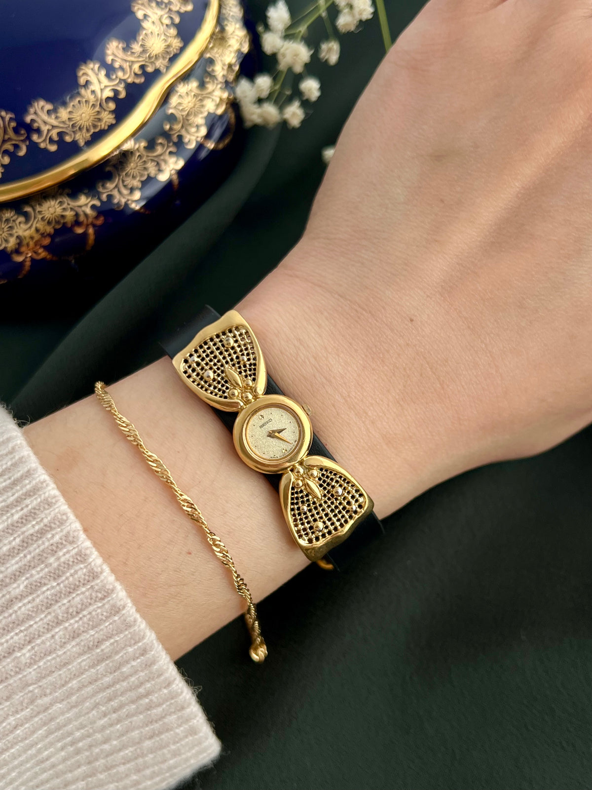Seiko Gold Floral Openwork Lug Dress Watch