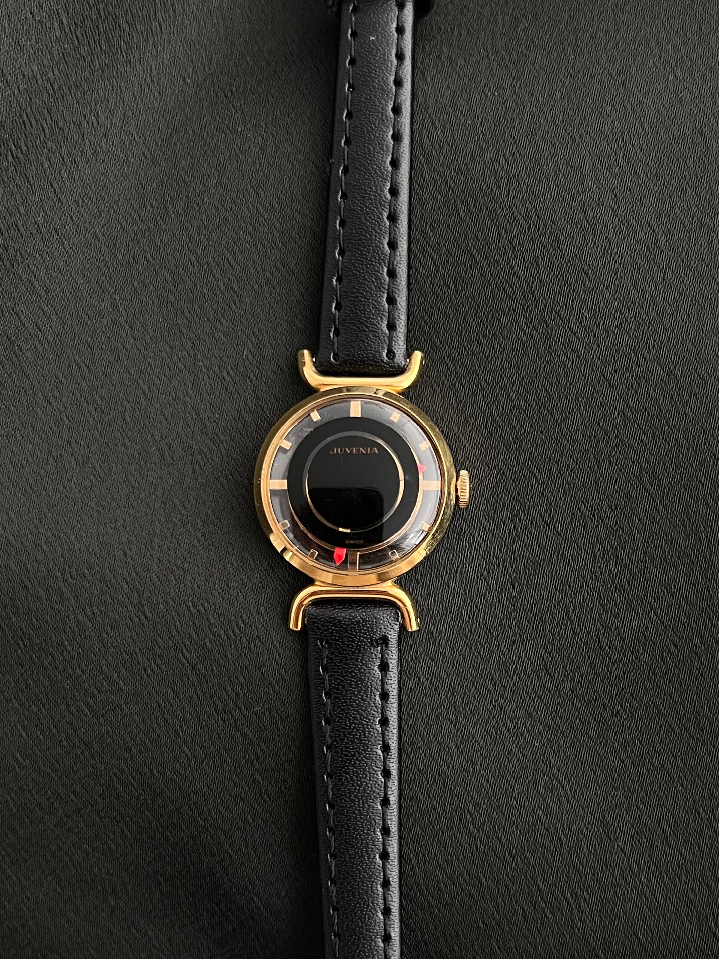 Juvenia Mystere Mystery Dial Women’s Watch