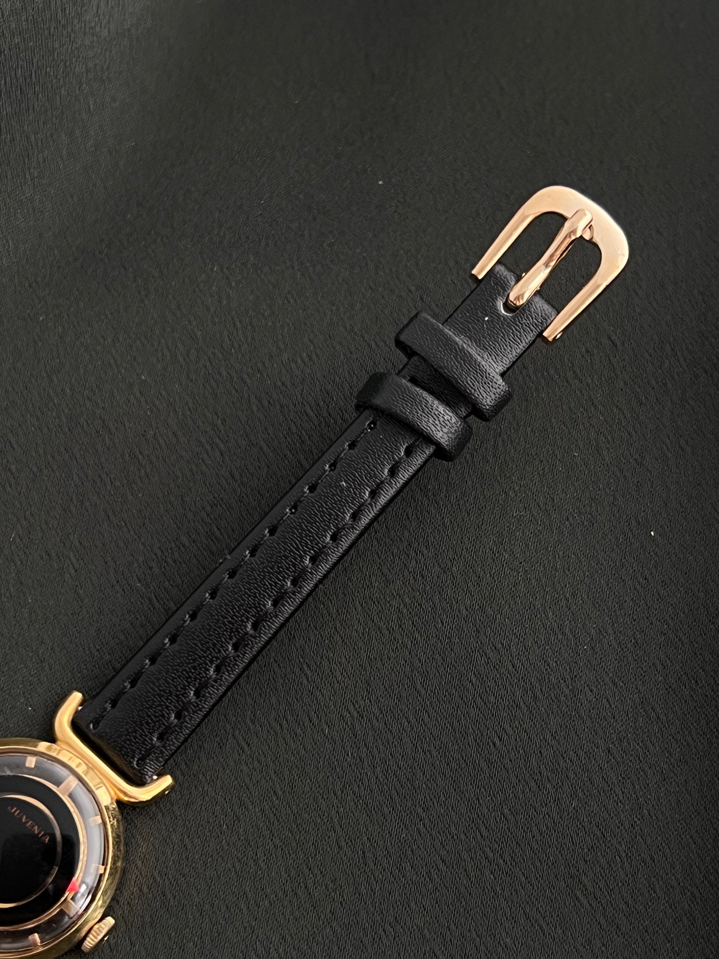 Juvenia Mystere Mystery Dial Women’s Watch