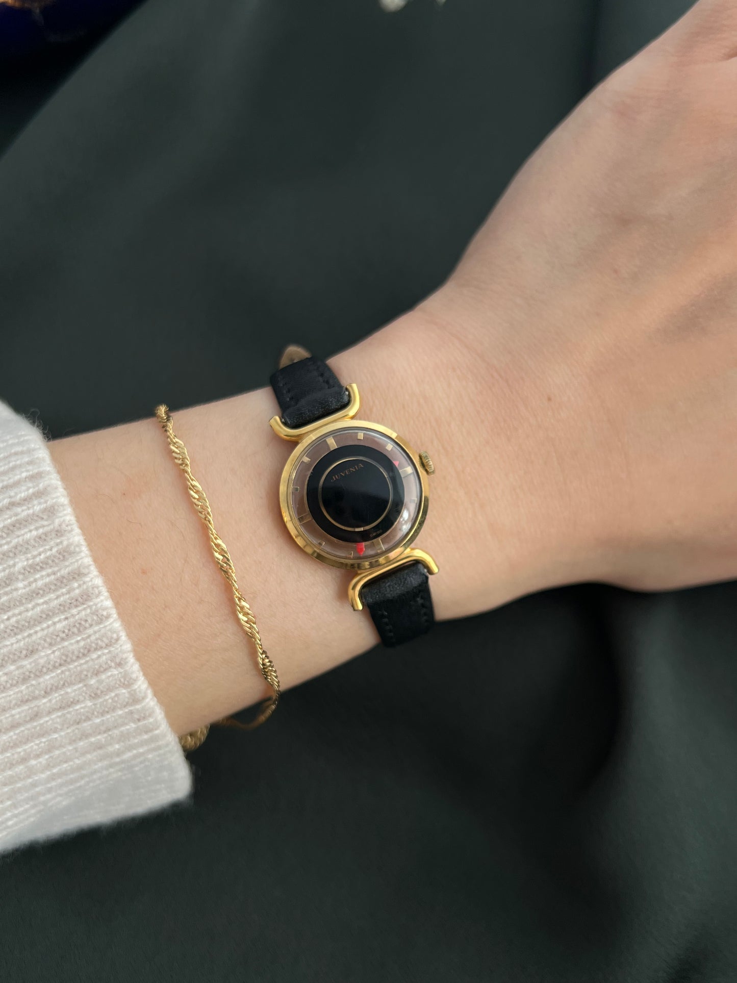 Juvenia Mystere Mystery Dial Women’s Watch