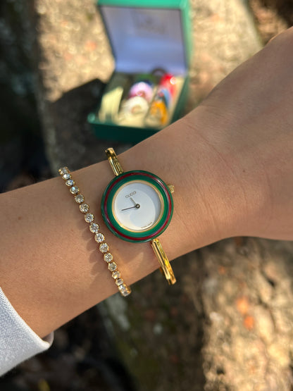 Gucci 1100L Interchangeable Bezel Women’s Watch Full Set of 12