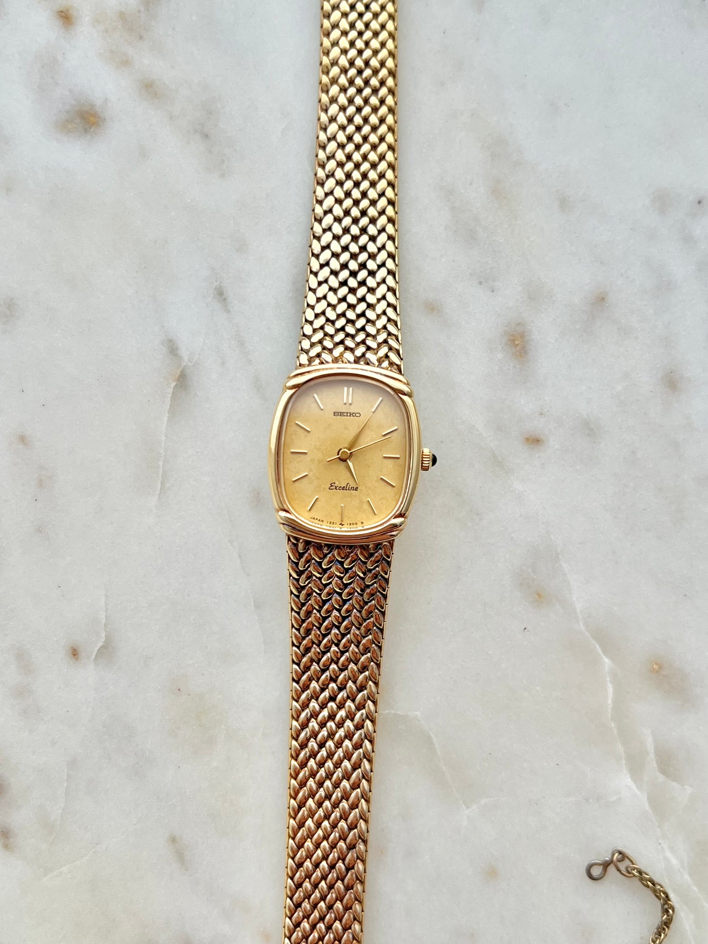 Seiko Exceline Oval Woven Bracelet Women’s Watch
