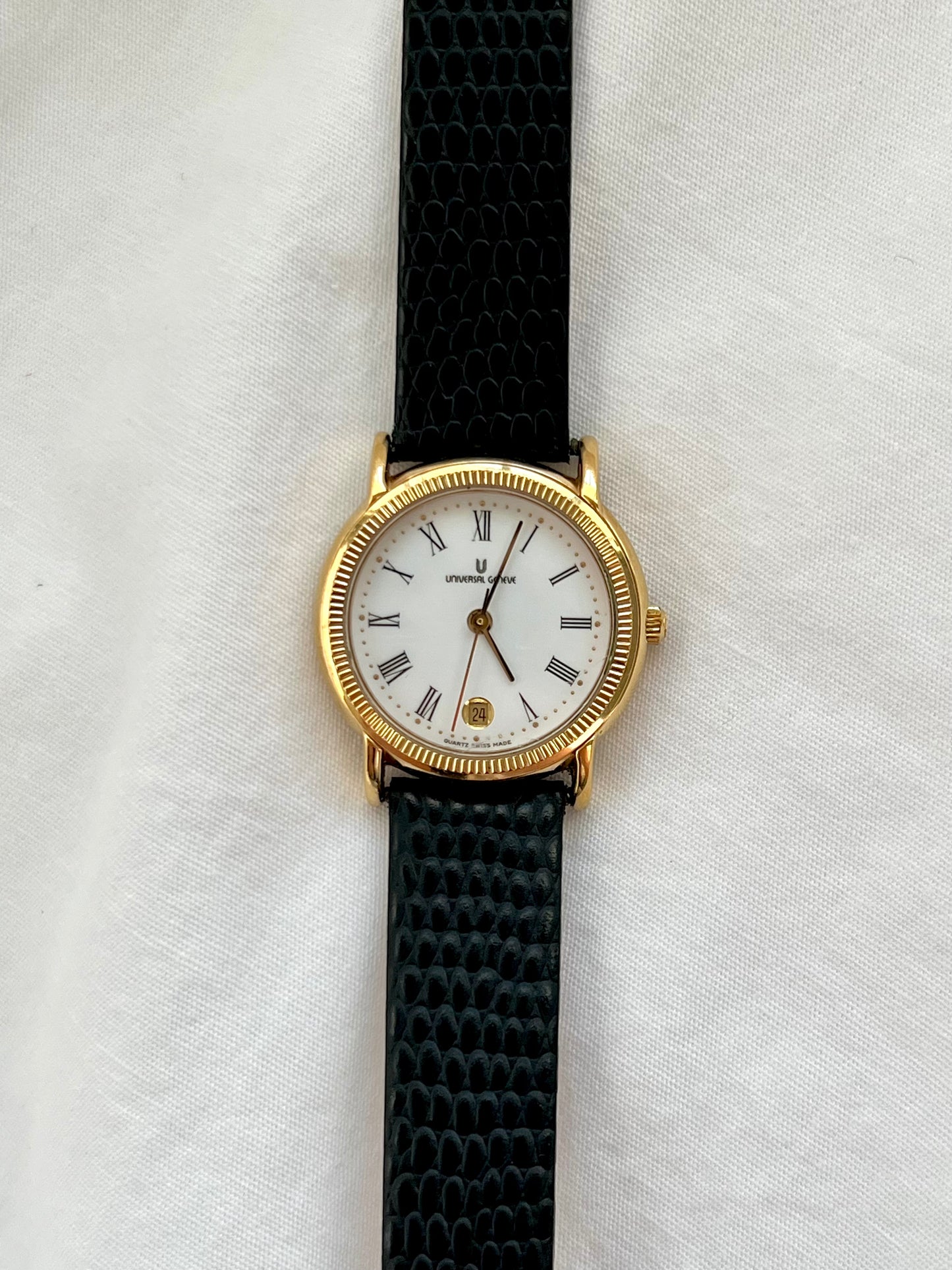 Universal Geneve Gold Roman Dial Women’s Watch 18k Gold Plated