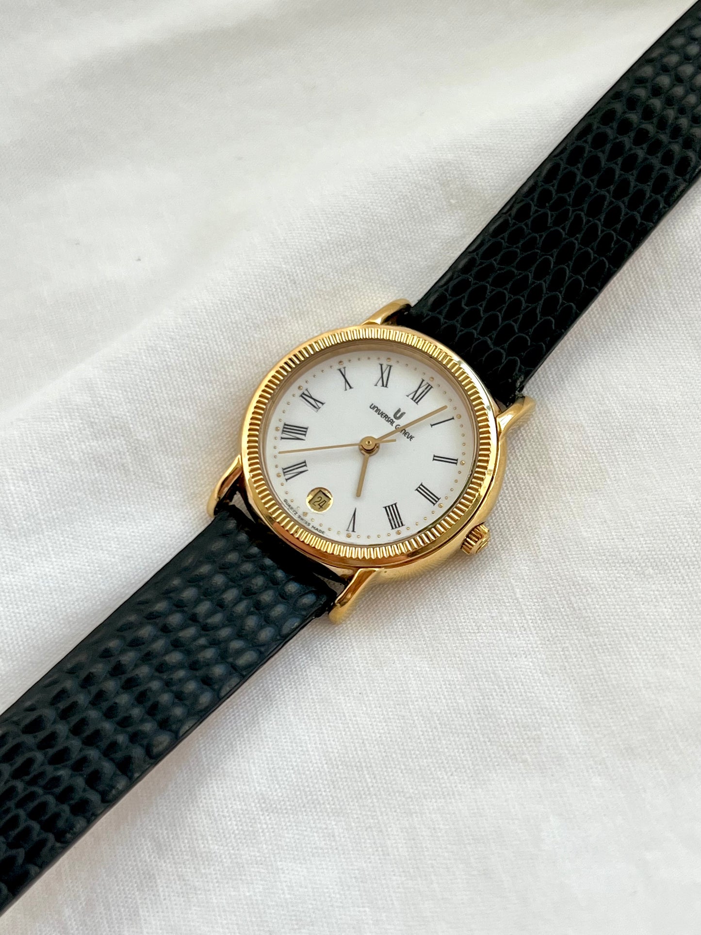 Universal Geneve Gold Roman Dial Women’s Watch 18k Gold Plated