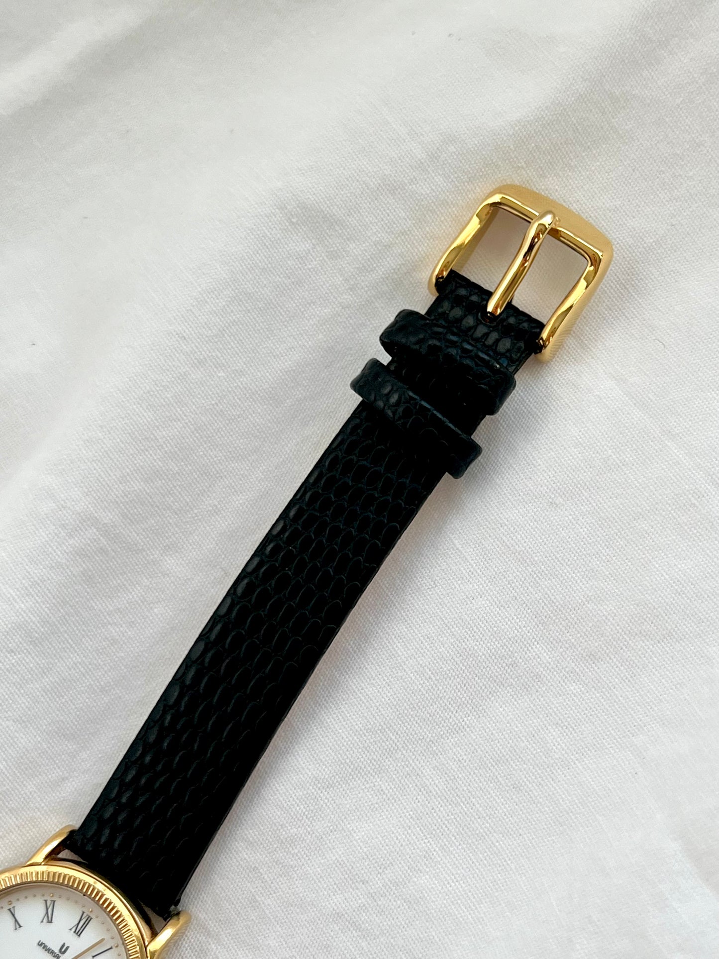 Universal Geneve Gold Roman Dial Women’s Watch 18k Gold Plated