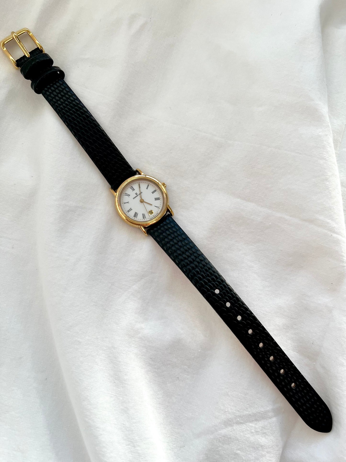Universal Geneve Gold Roman Dial Women’s Watch 18k Gold Plated