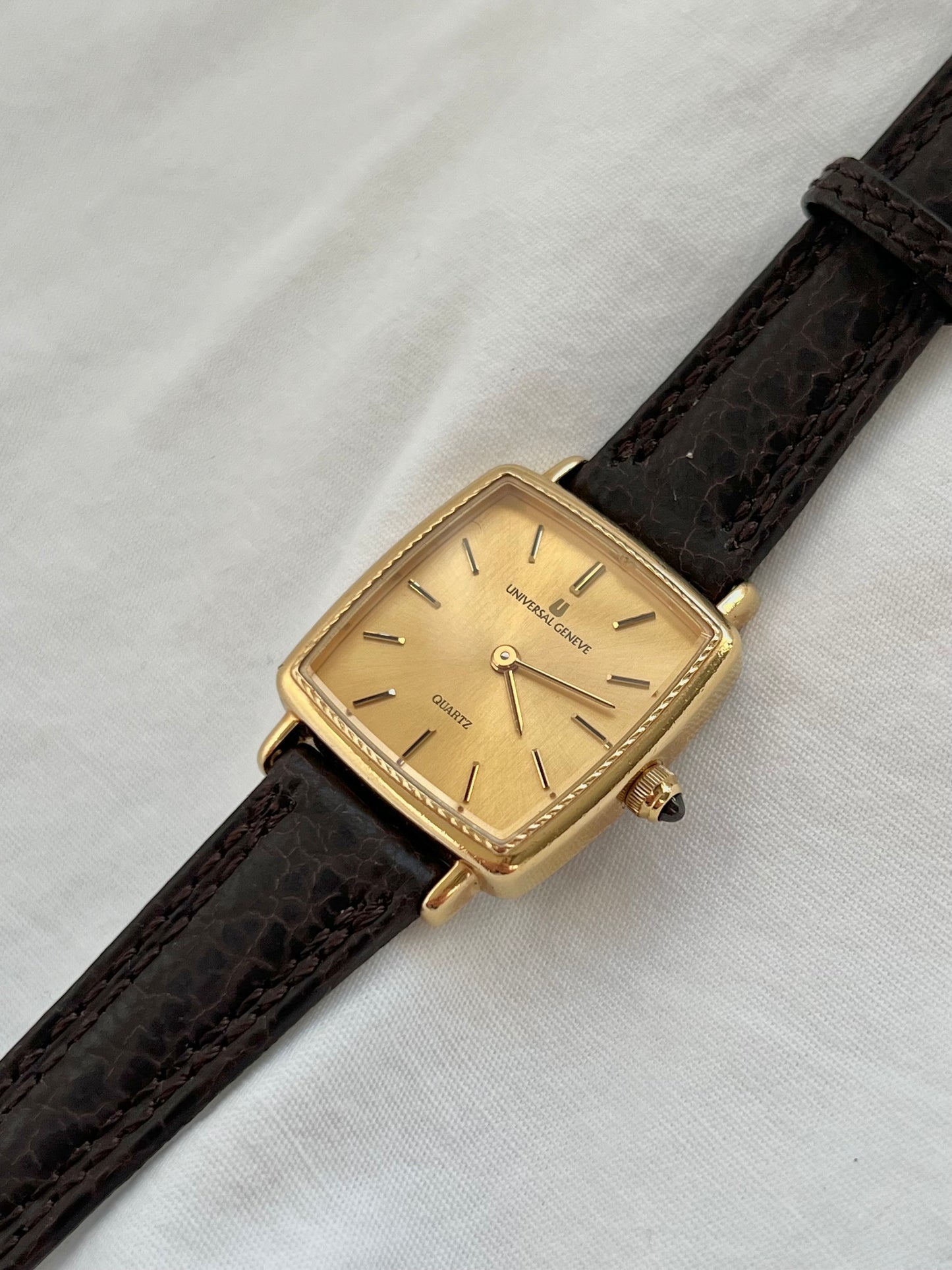Universal Geneve Gold TV Case Women's Watch