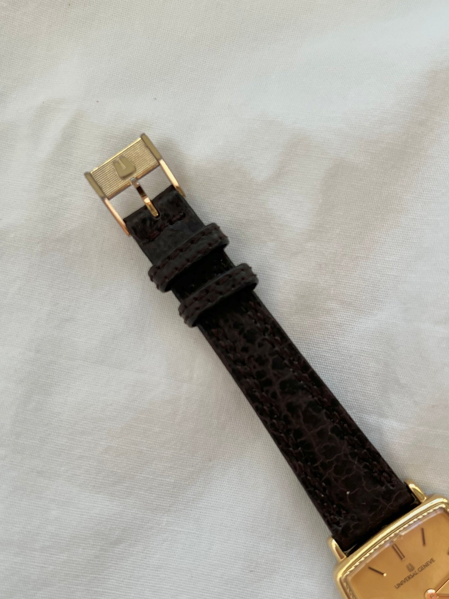 Universal Geneve Gold TV Case Women's Watch