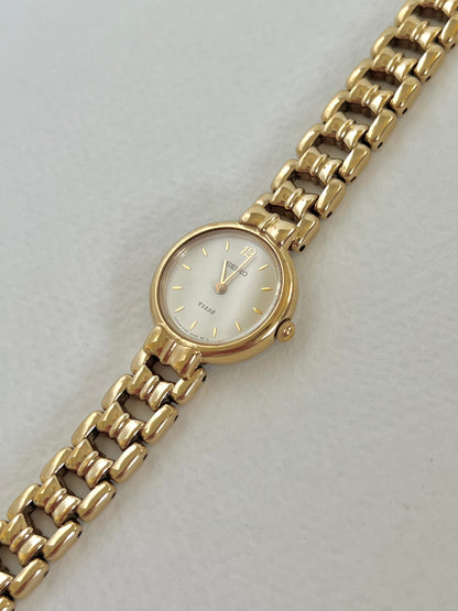 Seiko Tissé Gold Bracelet Women’s Watch