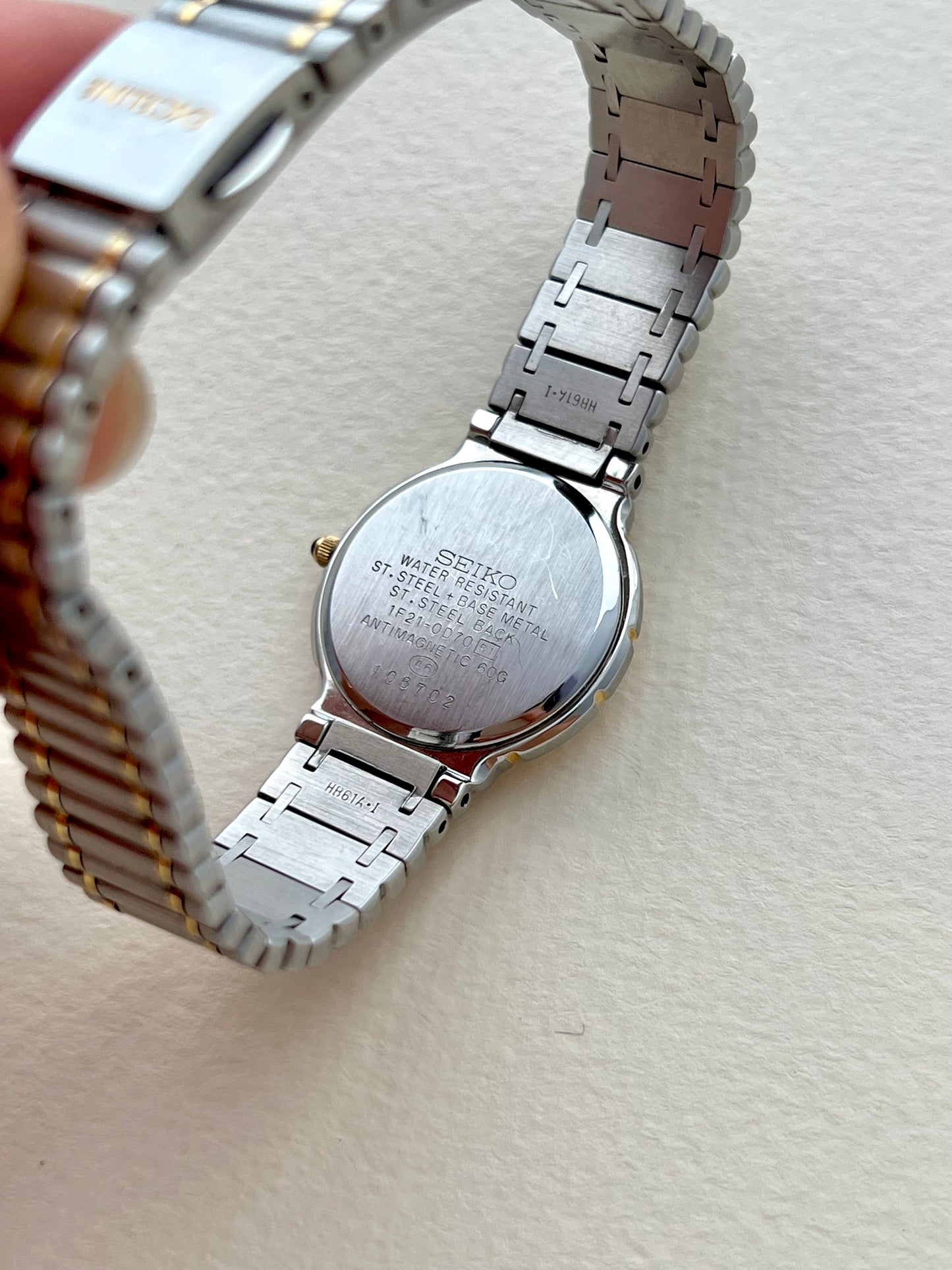 Seiko Exceline Two Tone Roman Dial Women's Watch Mother of Pearl Dial