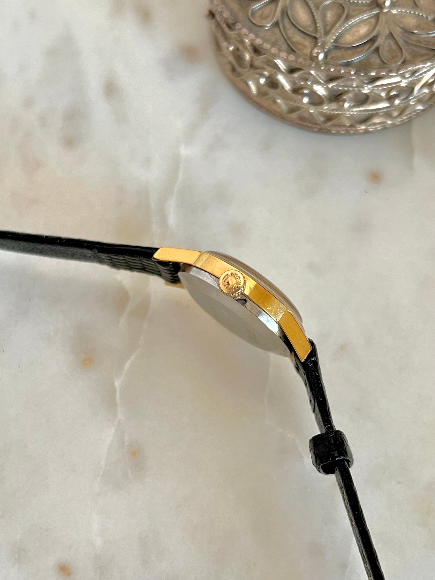 Longines Gold Tone Round Women's Watch with Golden Dial