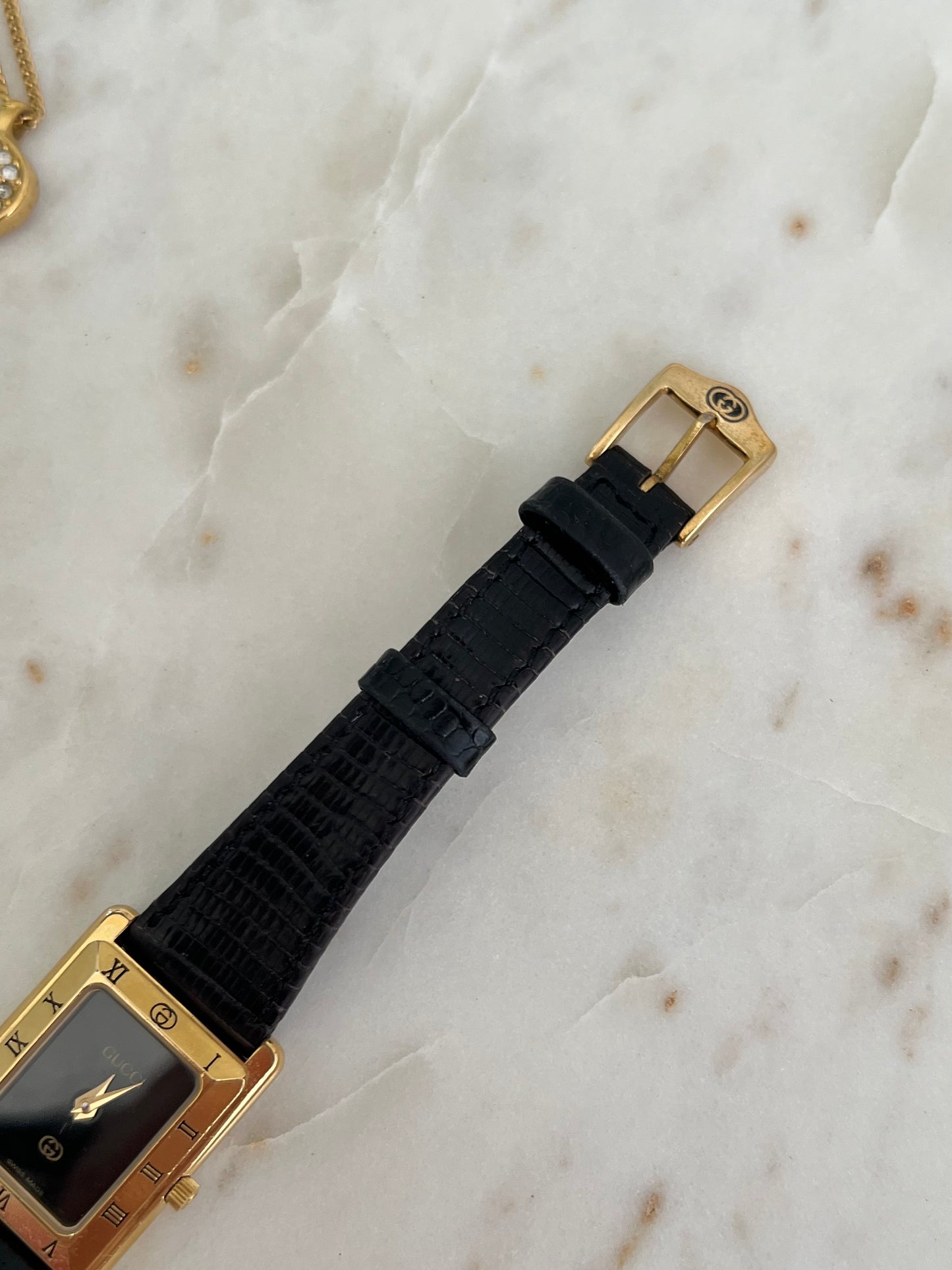 Gucci Tank Roman Bezel Rectangular Womens Watch