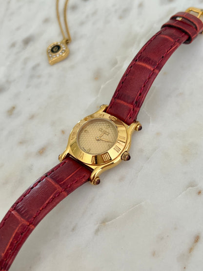 Gucci Gold Toned Ladies Watch with Roman Bezel and Textured Dial