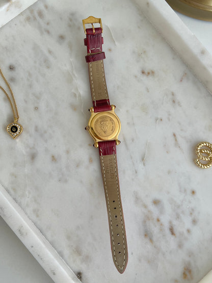 Gucci Gold Toned Ladies Watch with Roman Bezel and Textured Dial
