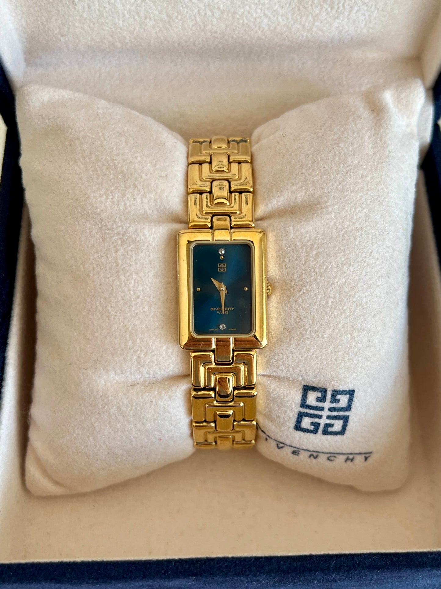 Givenchy Capitol Blue Dial Bracelet Women’s Watch