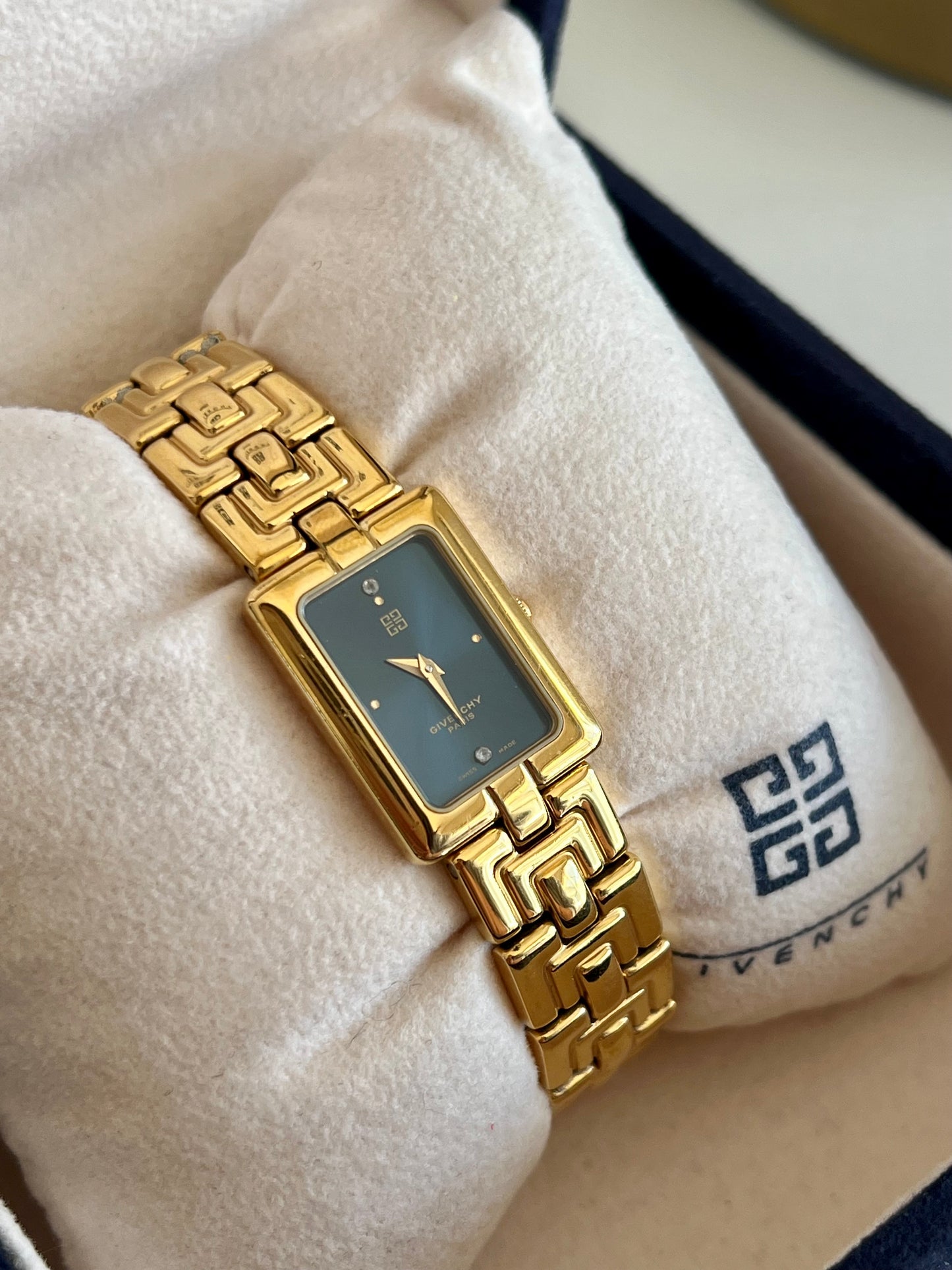 Givenchy Capitol Blue Dial Bracelet Women’s Watch