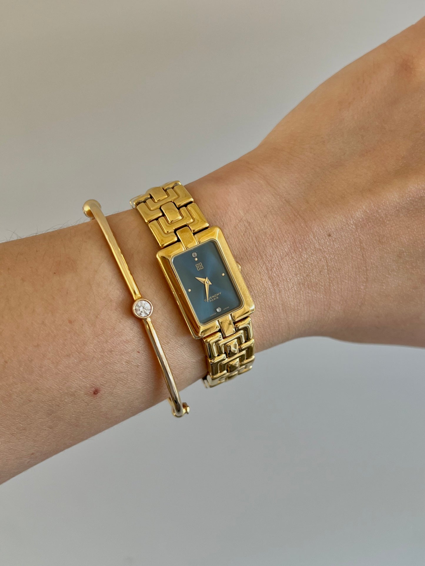 Givenchy Capitol Blue Dial Bracelet Women’s Watch