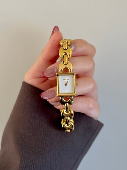 Gucci 1800L Gold Bracelet Watch Set With Interchangeable Straps