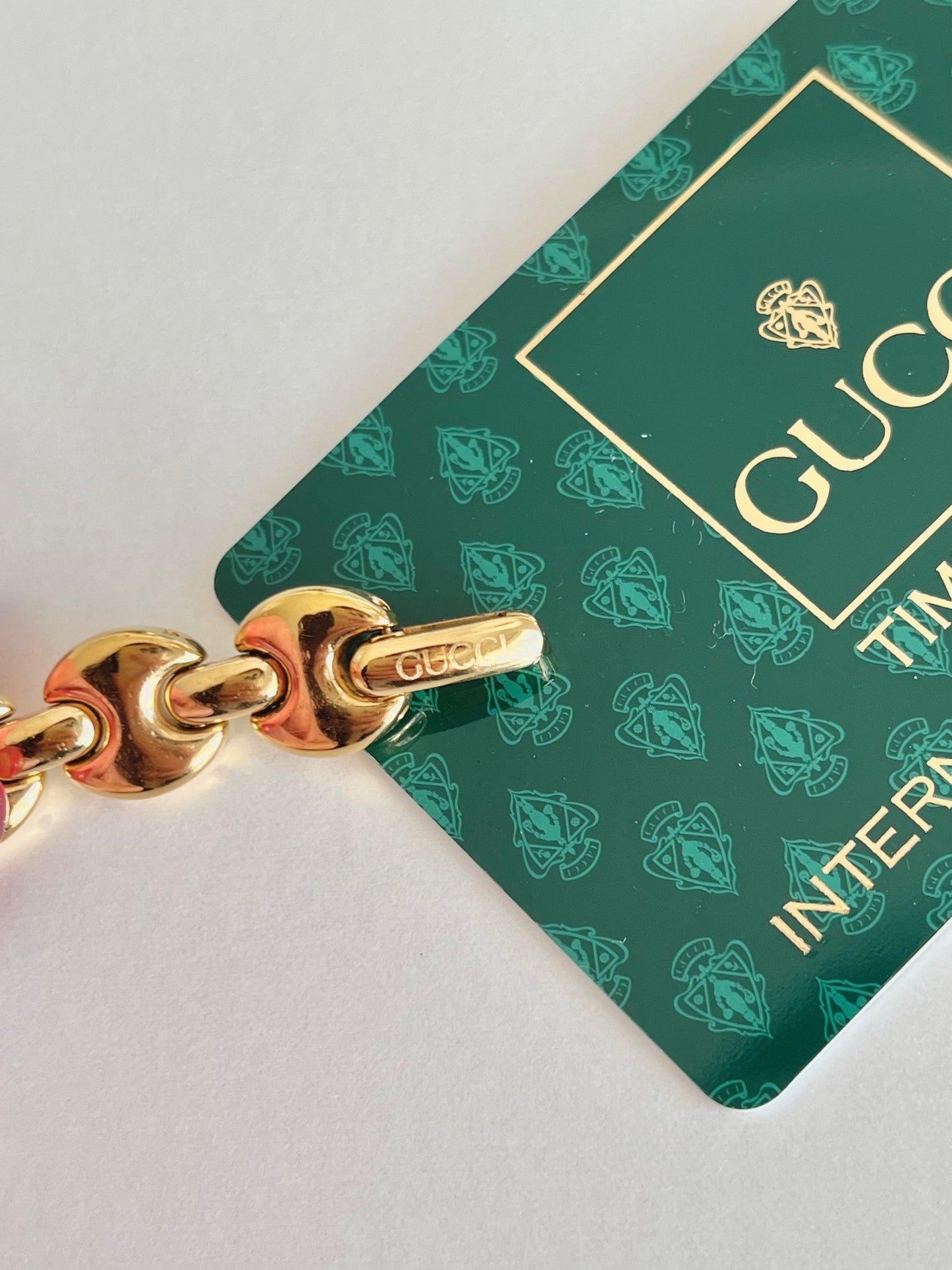 Gucci 1800L Gold Bracelet Watch Set With Interchangeable Straps