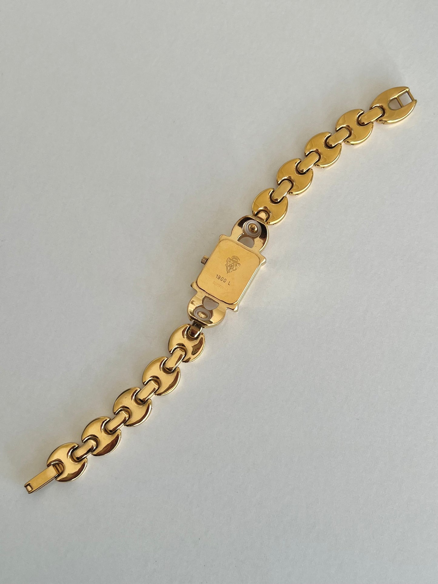 Gucci 1800L Gold Bracelet Watch Set With Interchangeable Straps