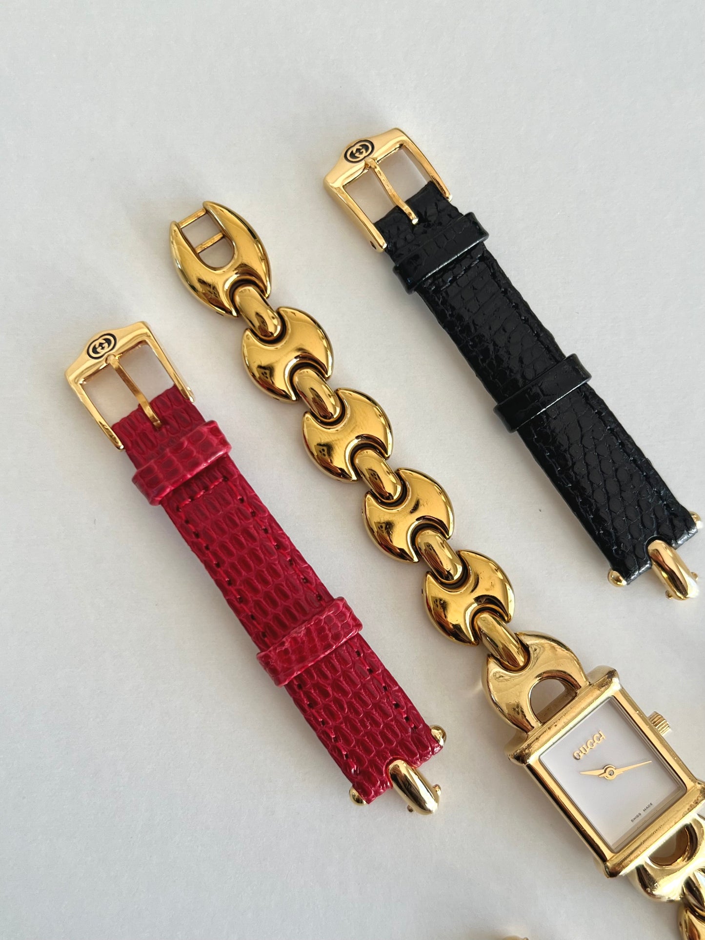 Gucci 1800L Gold Bracelet Watch Set With Interchangeable Straps