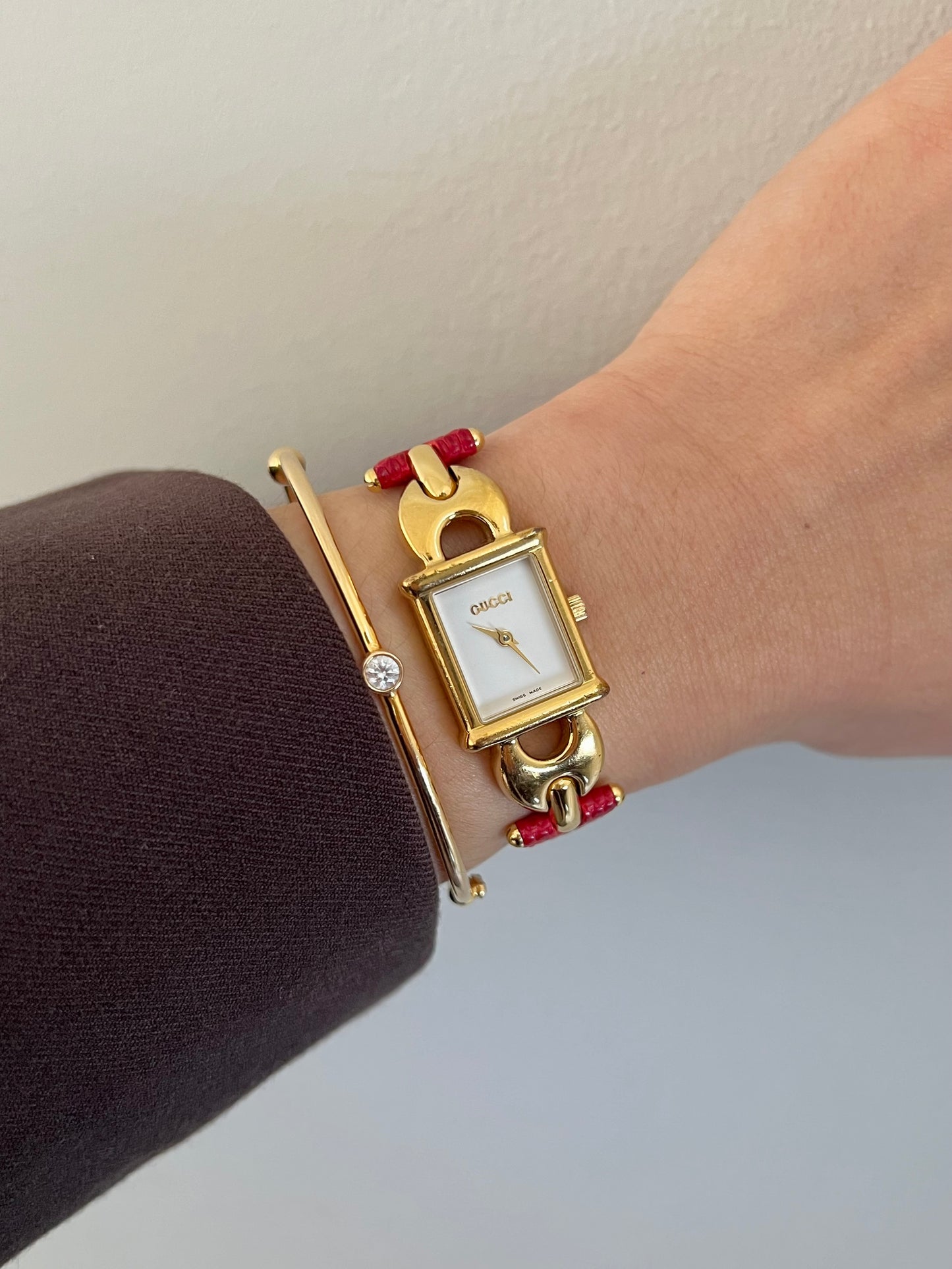 Gucci 1800L Gold Bracelet Watch Set With Interchangeable Straps