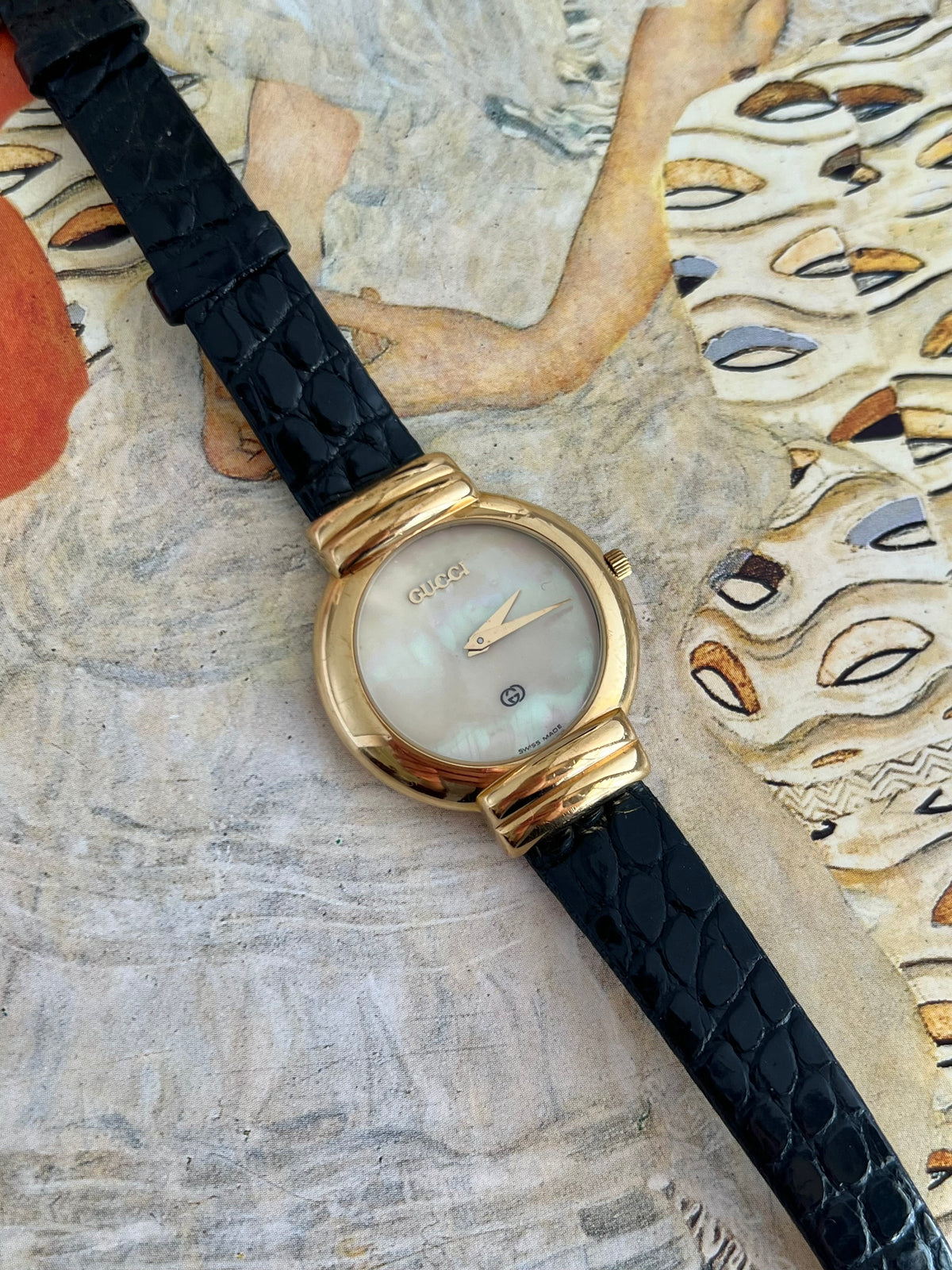Gucci Mother of Pearl Dial Gold Tone Women’s Watch