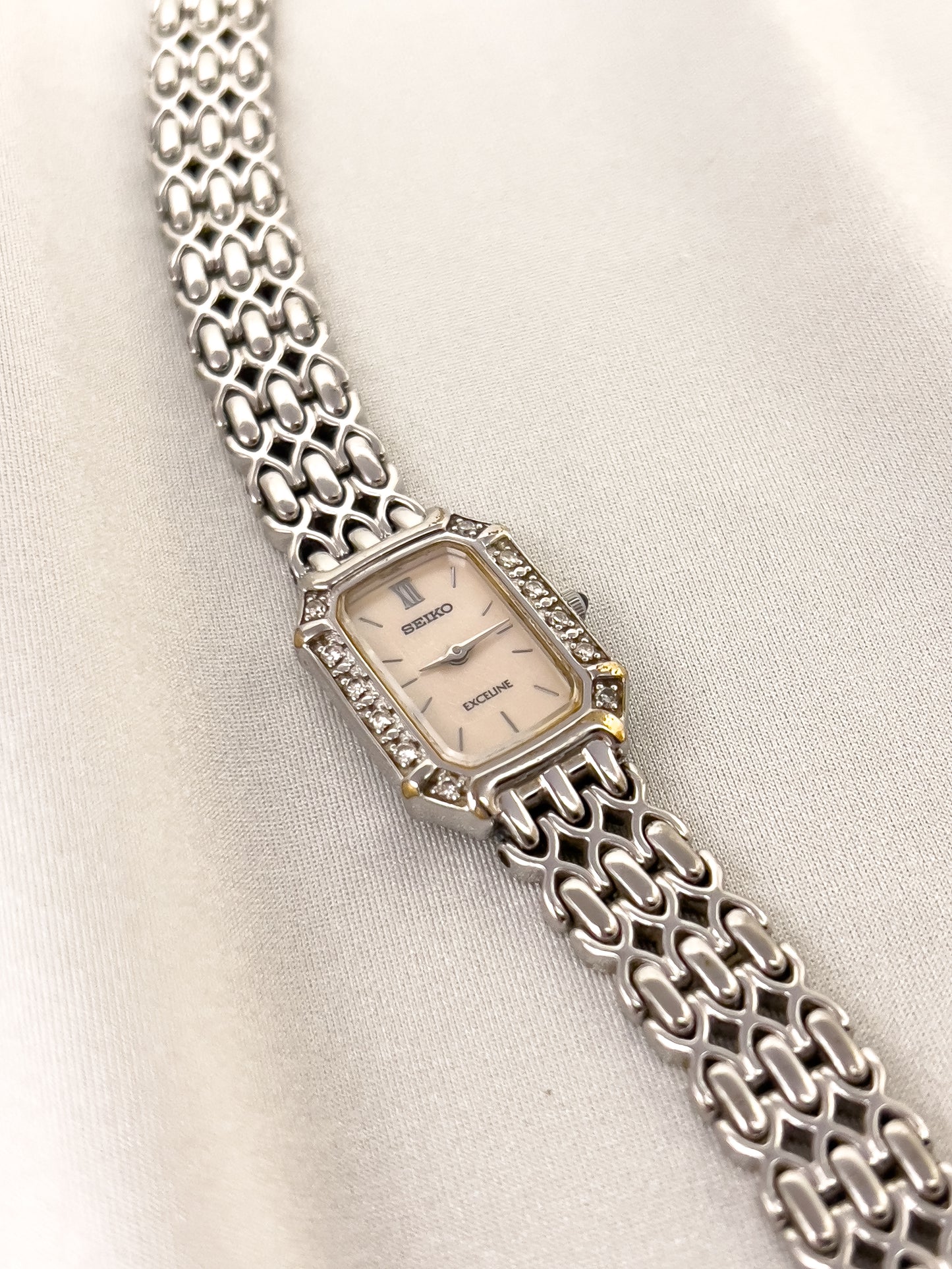 Seiko Exceline Diamond Ladies’ Watch – Mother of Pearl Dial & Textured Bracelet