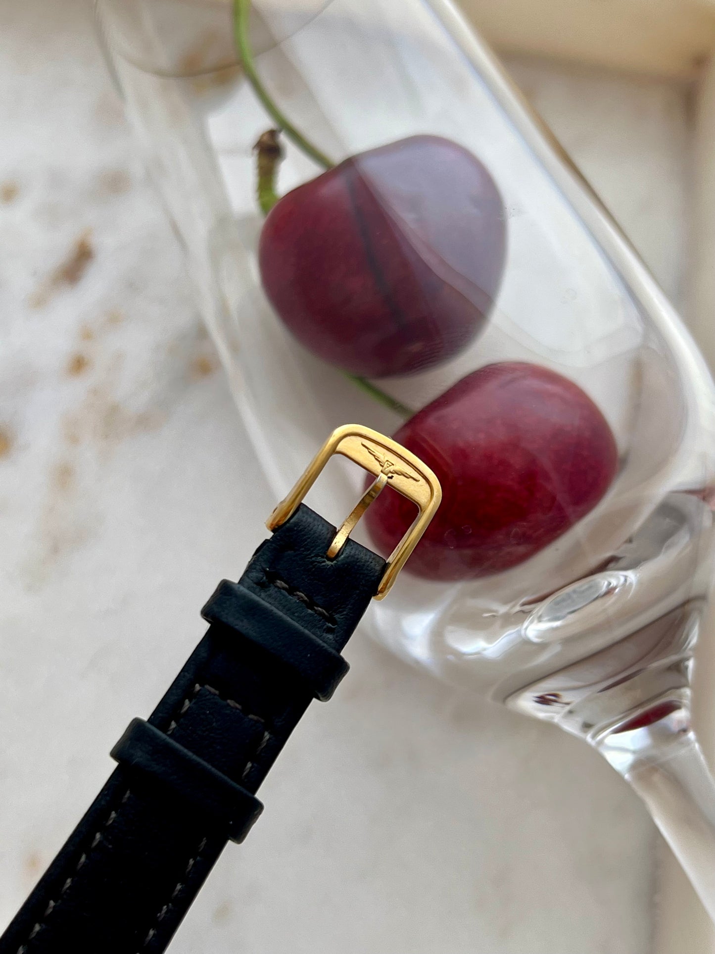 Longines Sculptural Gold Toned Round Women's Watch