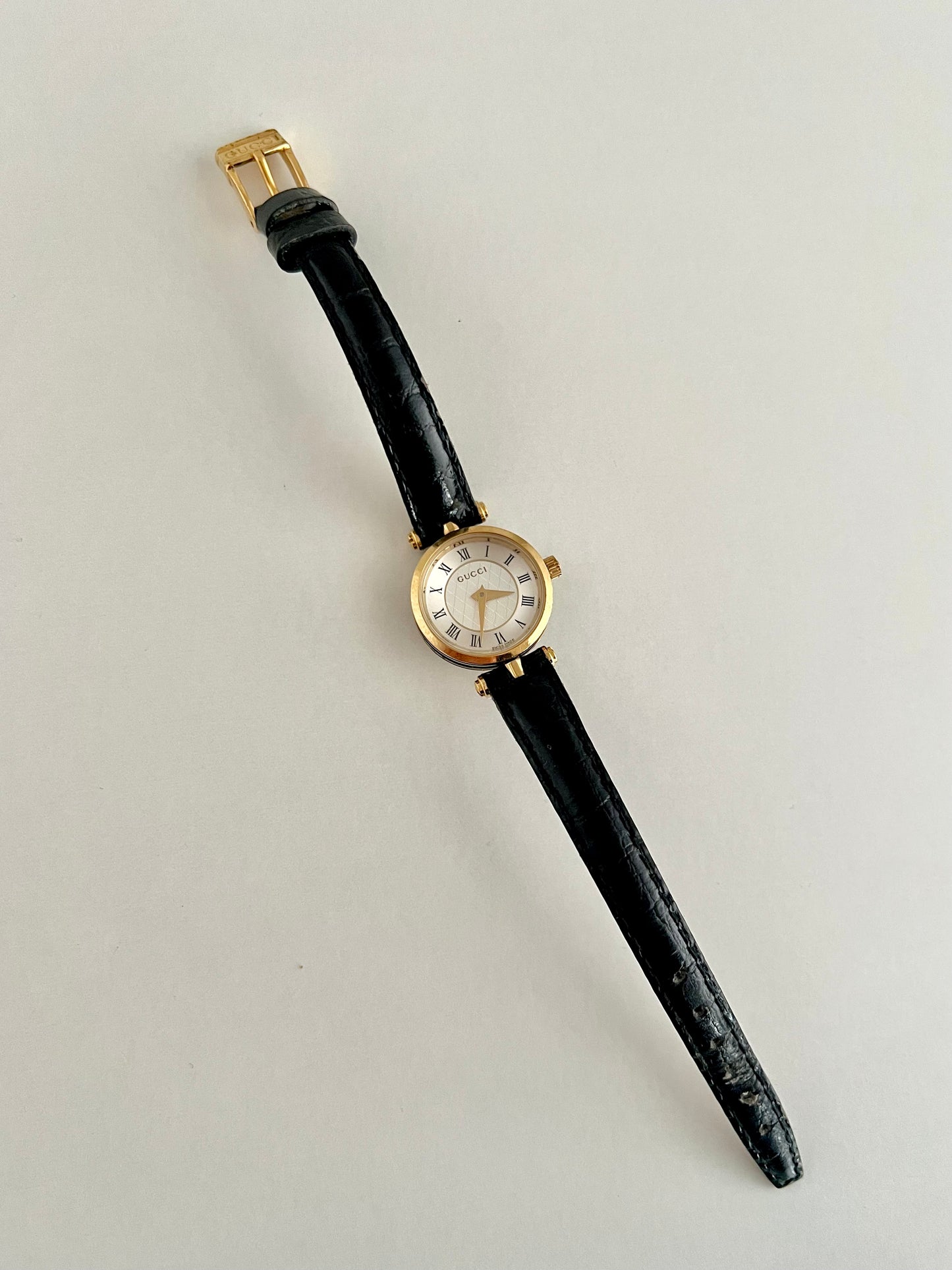 Gucci Sherry Line Roman Dial Women's Watch 2040L