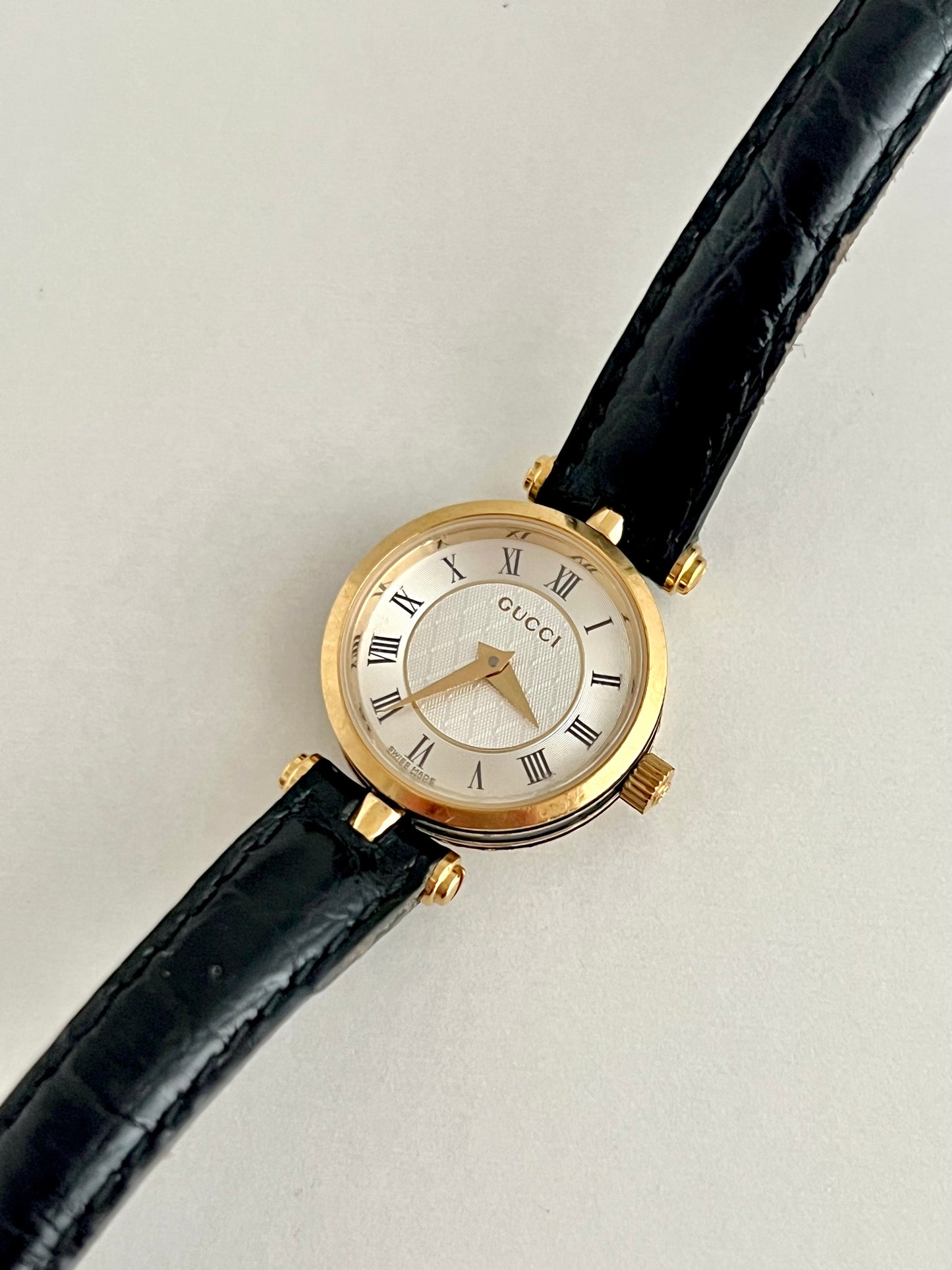 Gucci Sherry Line Roman Dial Women's Watch 2040L