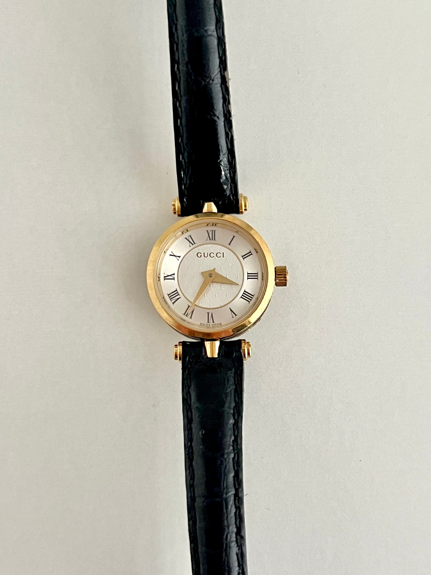 Gucci Sherry Line Roman Dial Women's Watch 2040L