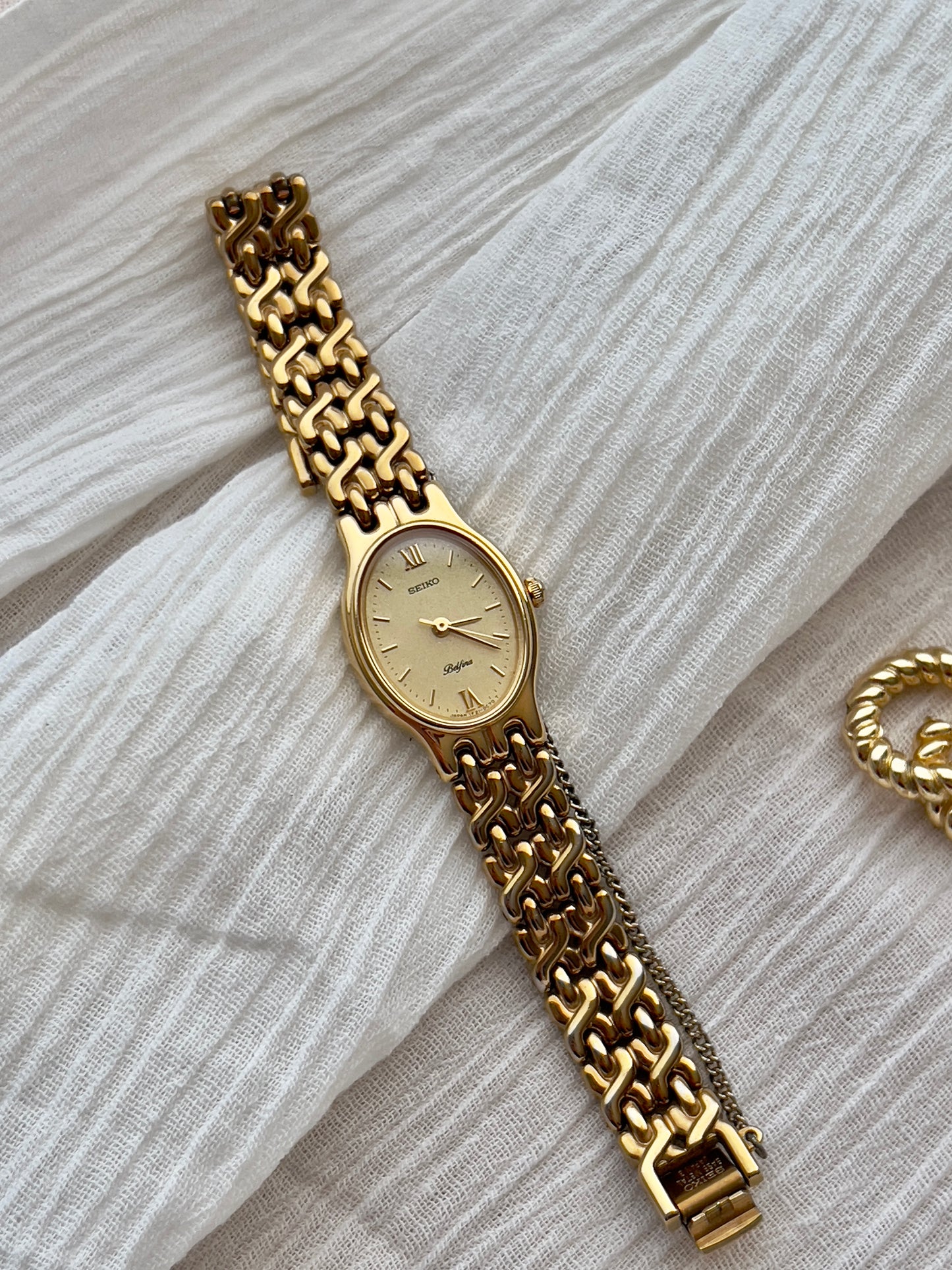 Seiko Belfina Classy Oval Dialed Woman's Watch