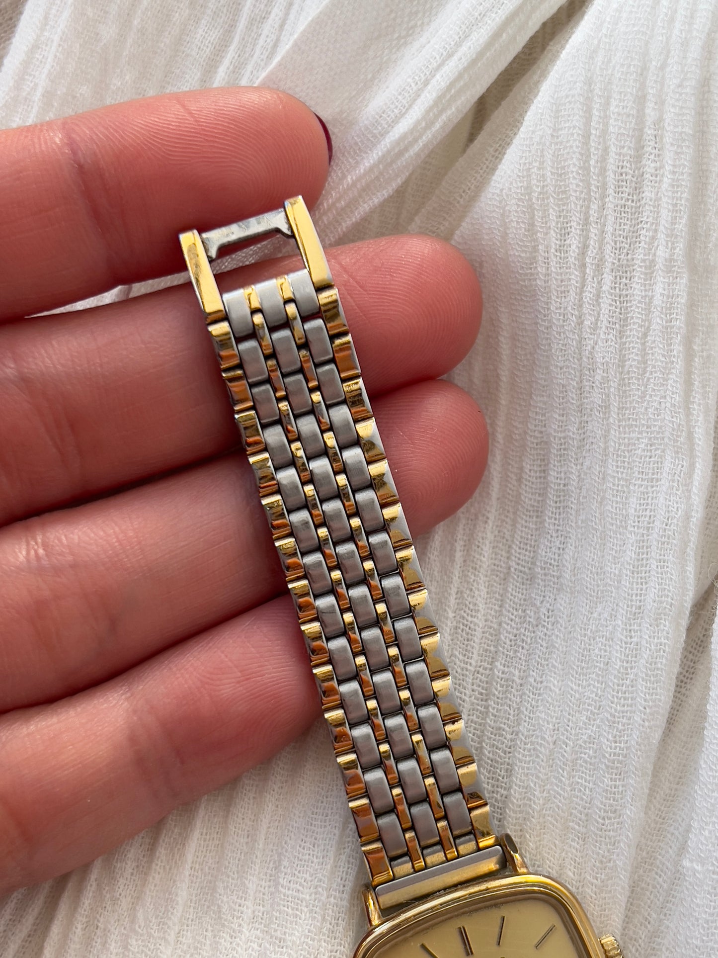 Longines Gold Toned Ladies Watch Gold Square Dial