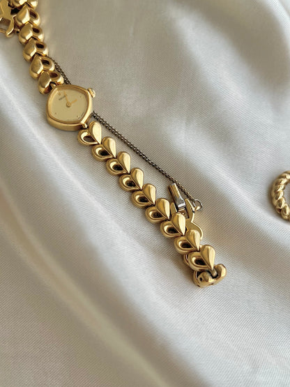 Seiko Hearts Chain Bracelet Golden Watch