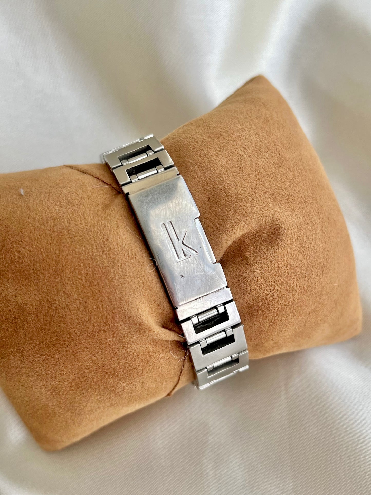 Seiko Pink Salmon Dial Square Ladies Watch Stainless Steel Bracelet