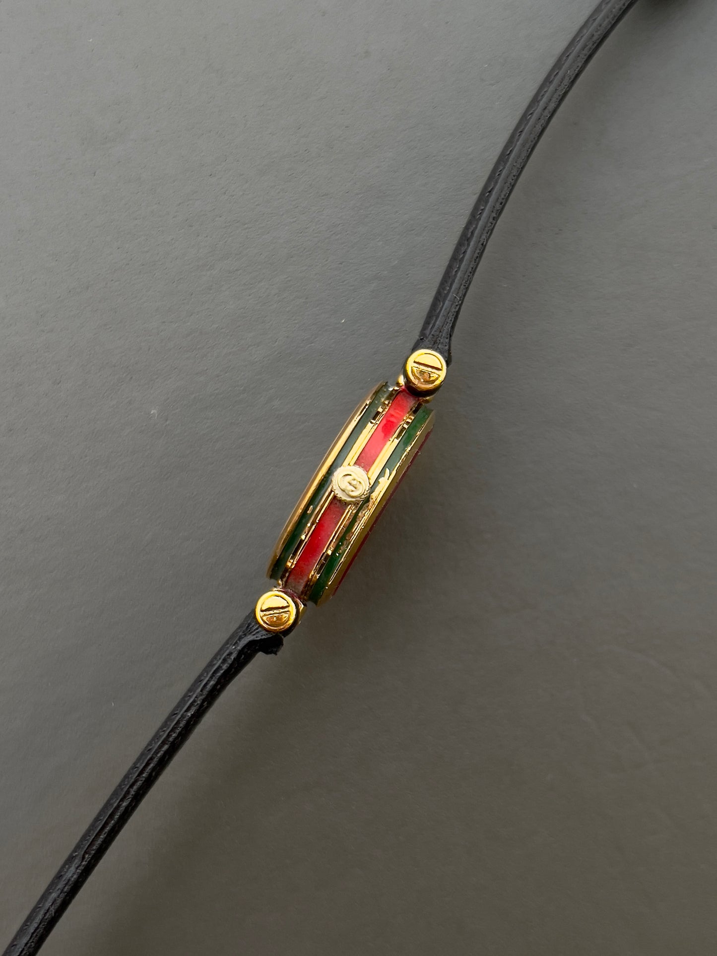 Gucci Sherry Ladies Gold Roman Dial Watch in Gold with Black Strap