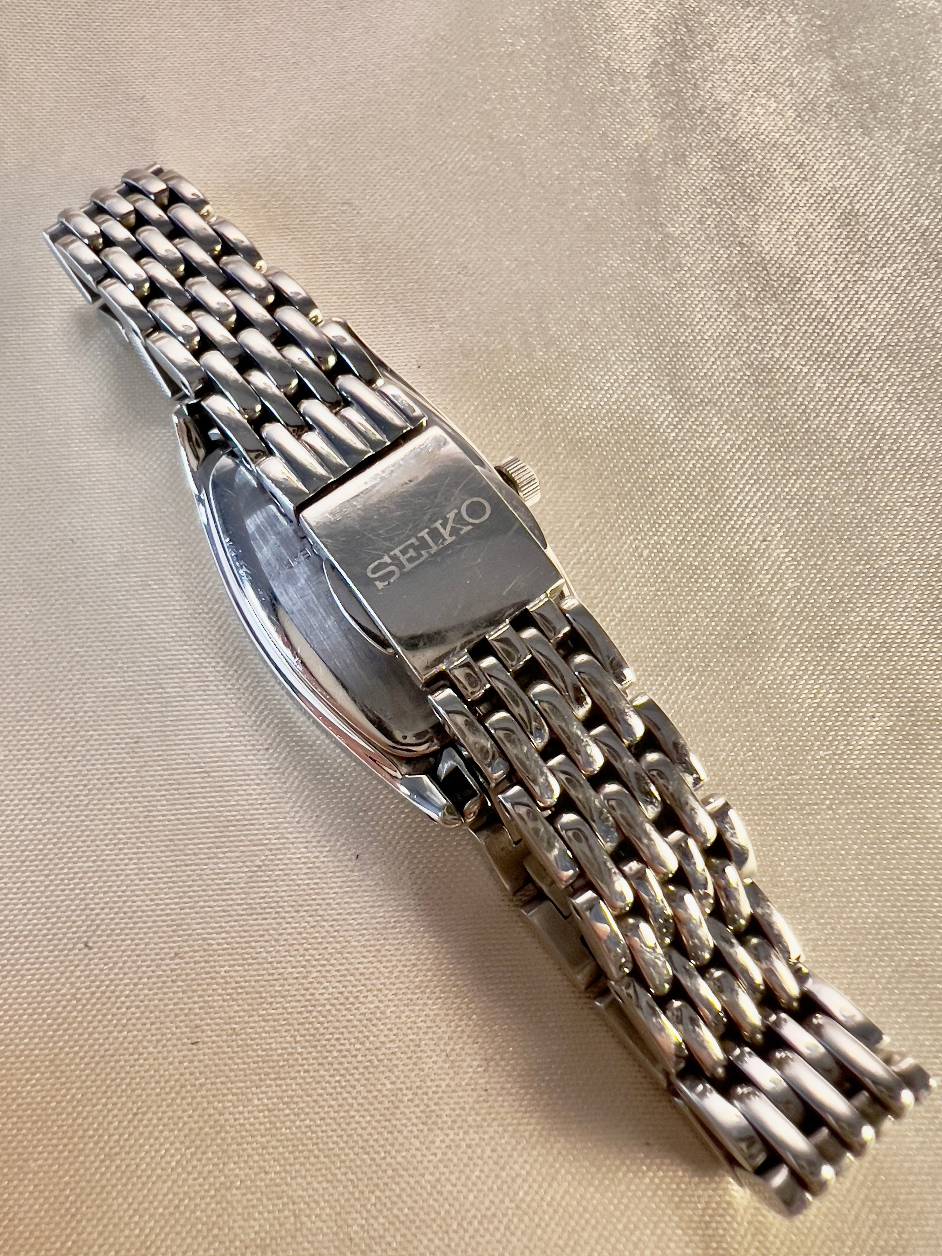 Vintage Seiko Exceline Tank Watch for Women – Solar